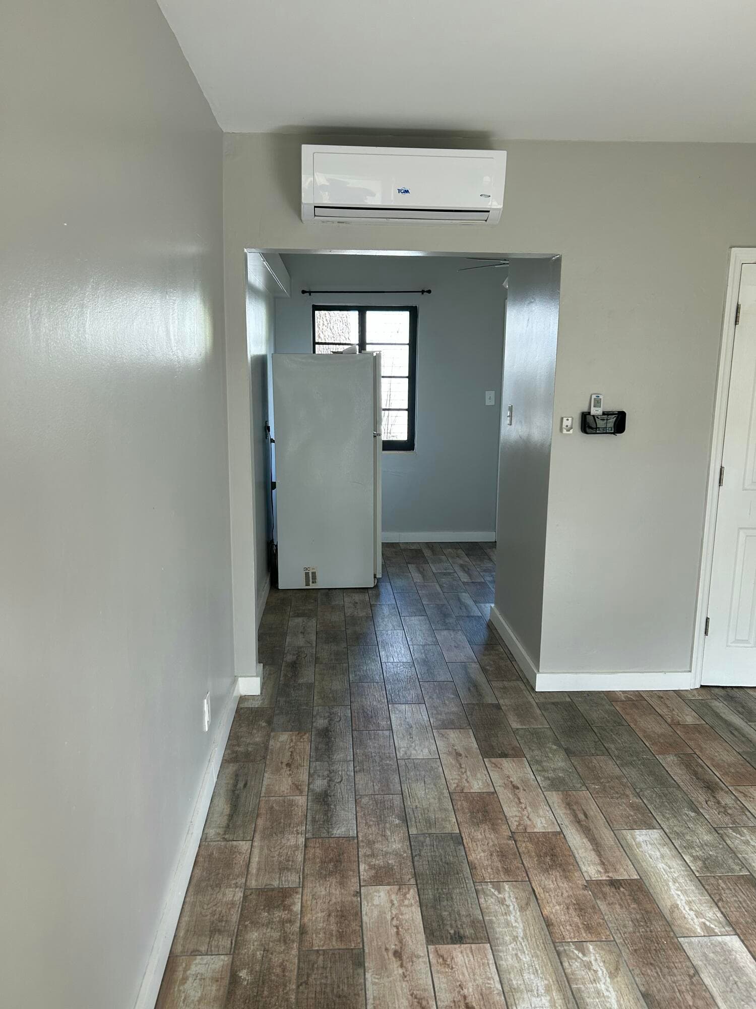 214 S Palmway, Lake Worth Beach, FL 33460 — photo 5 of 10