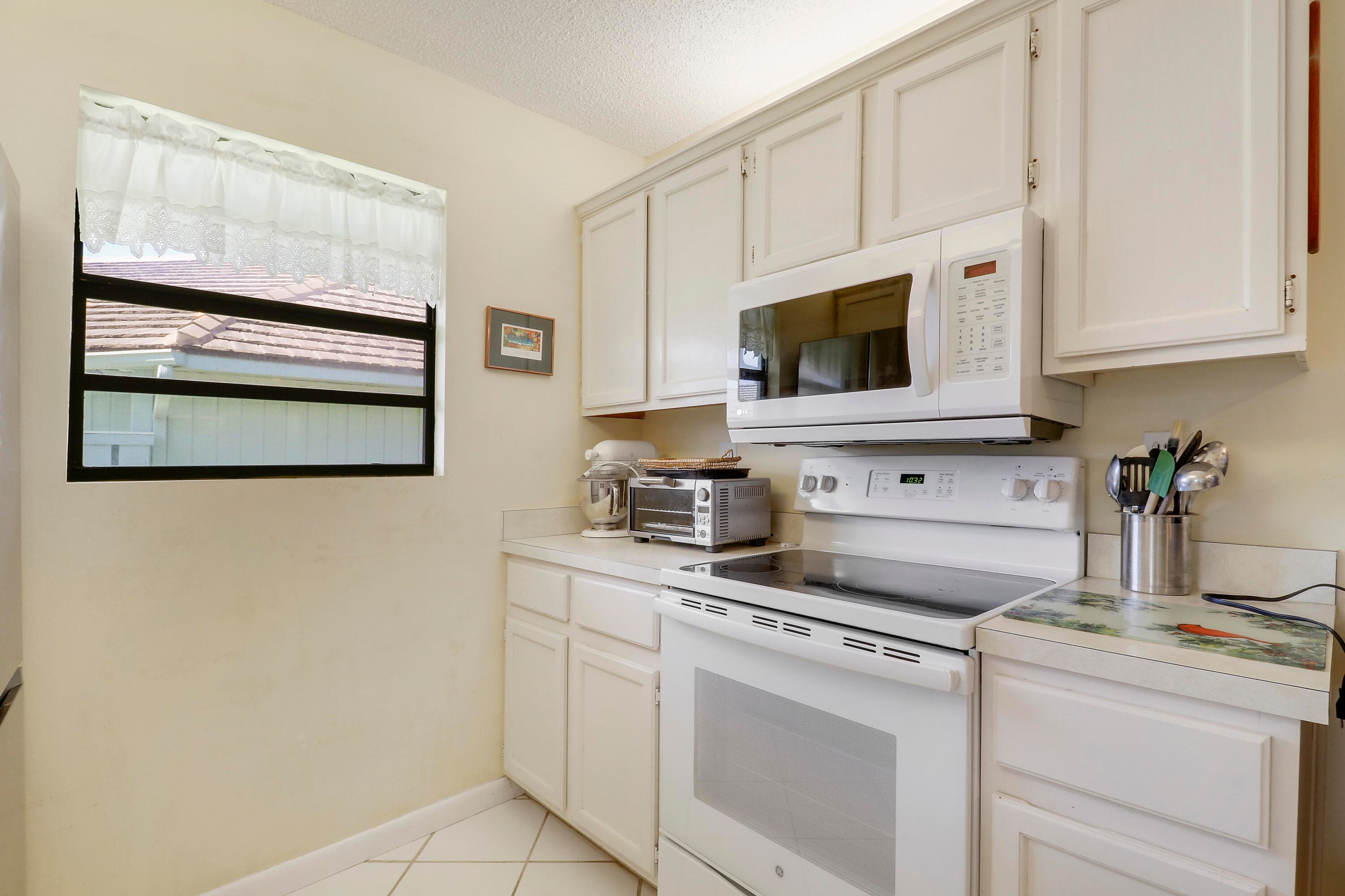 1127 E Seminole Avenue 15b, Jupiter, FL 33477 — photo 14 of 37