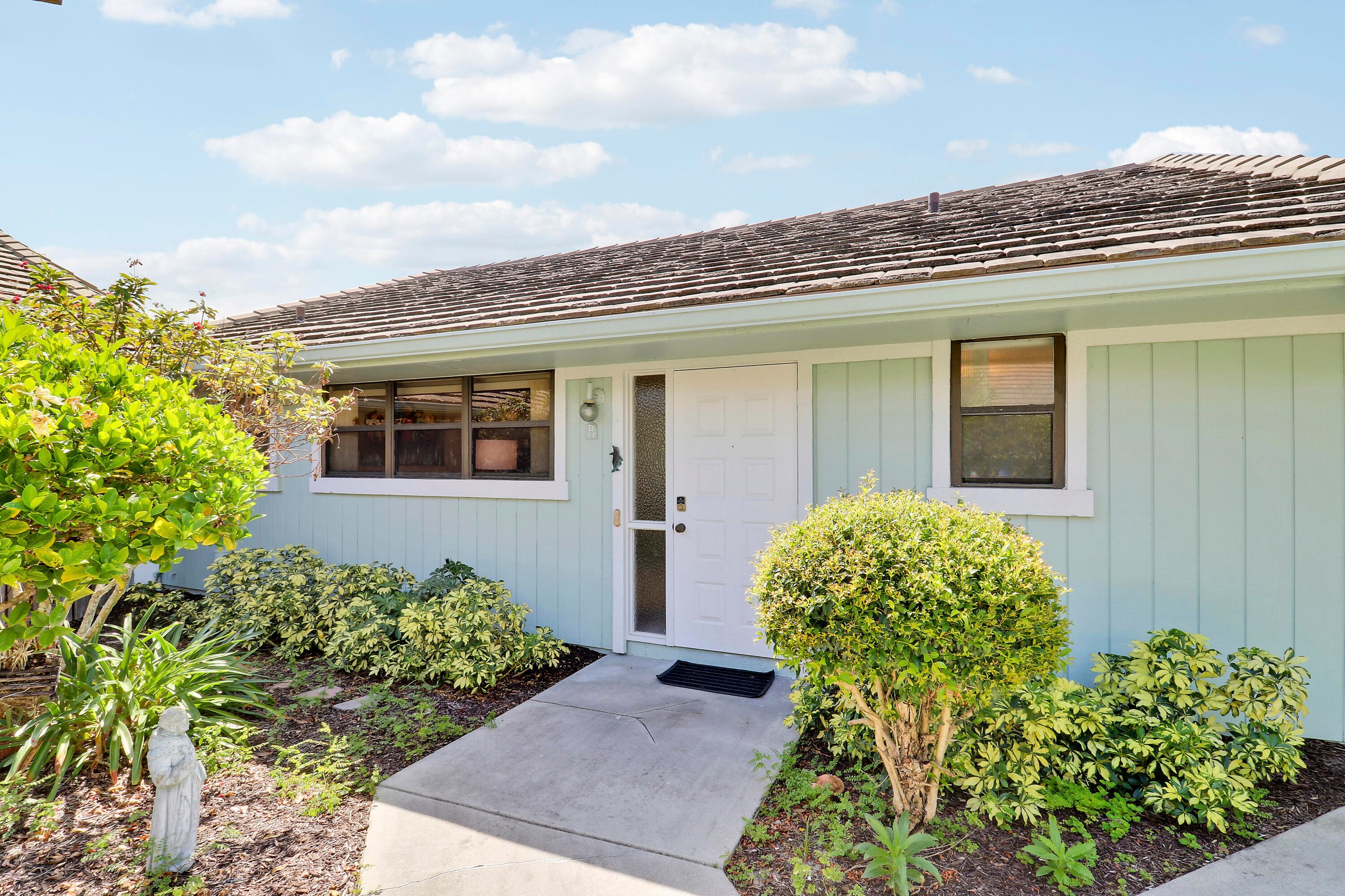 1127 E Seminole Avenue 15b, Jupiter, FL 33477 — photo 4 of 37