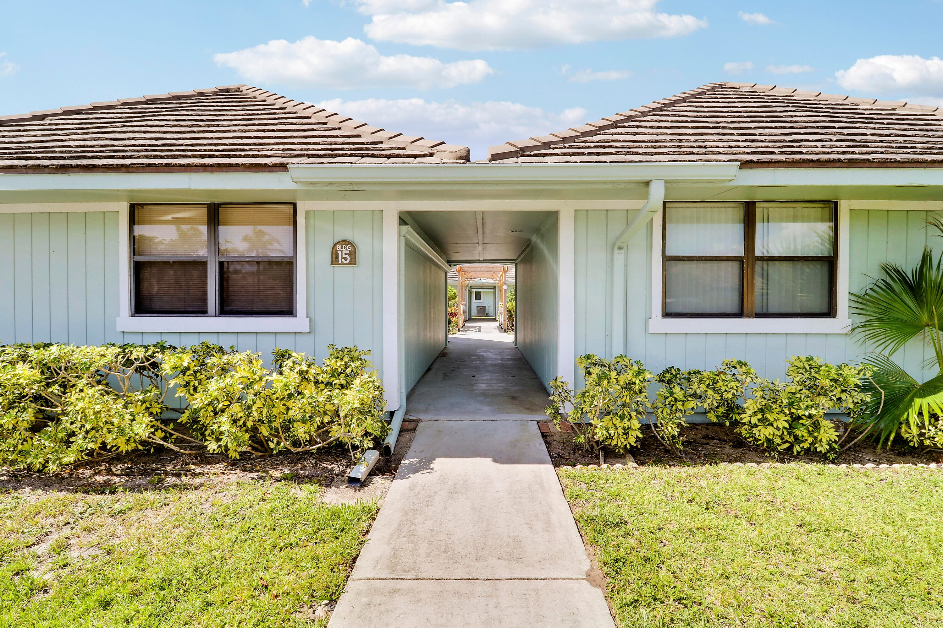 1127 E Seminole Avenue 15b, Jupiter, FL 33477 — photo 3 of 37