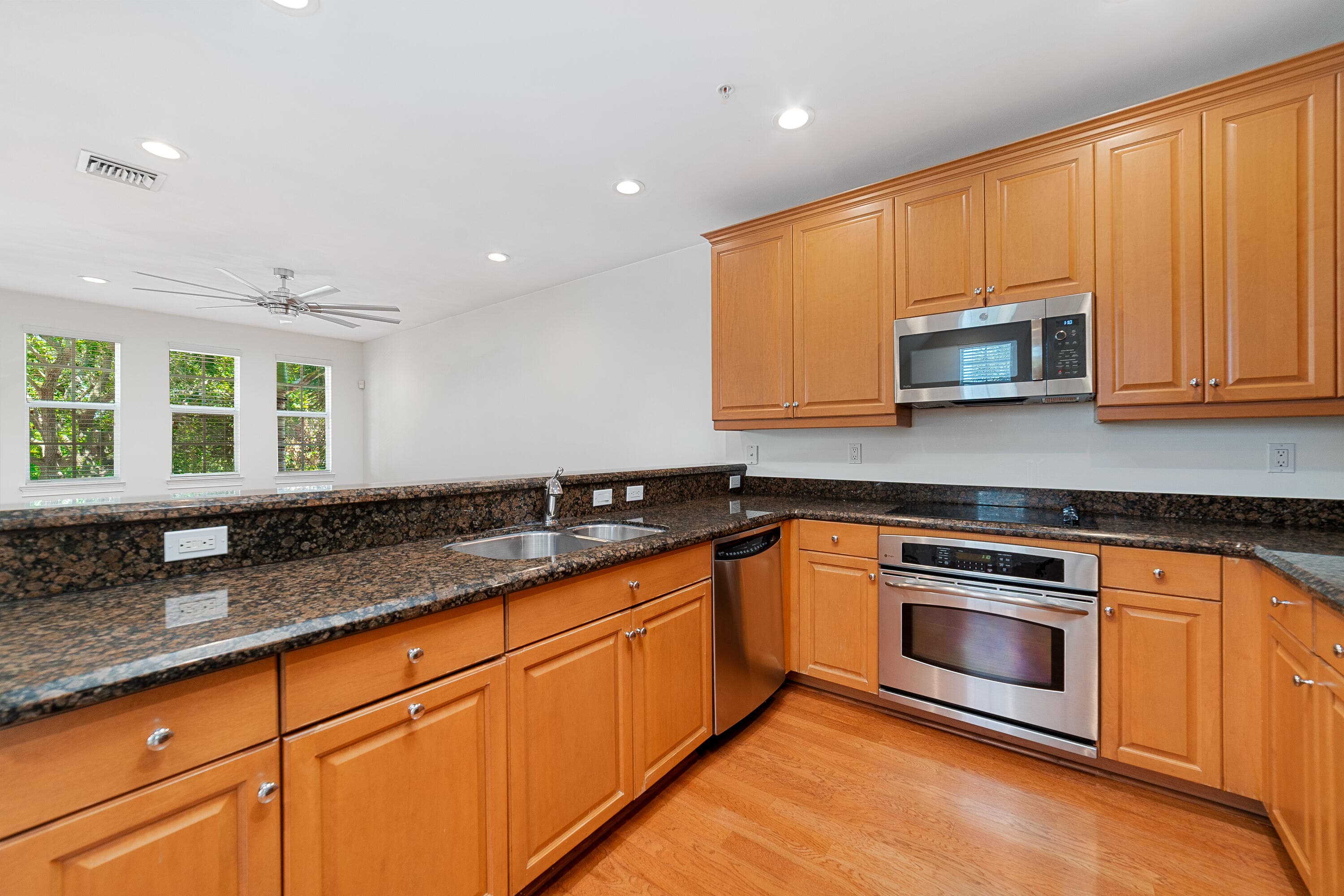 1002 E Heritage Club Circle, Delray Beach, FL 33483 — photo 11 of 55