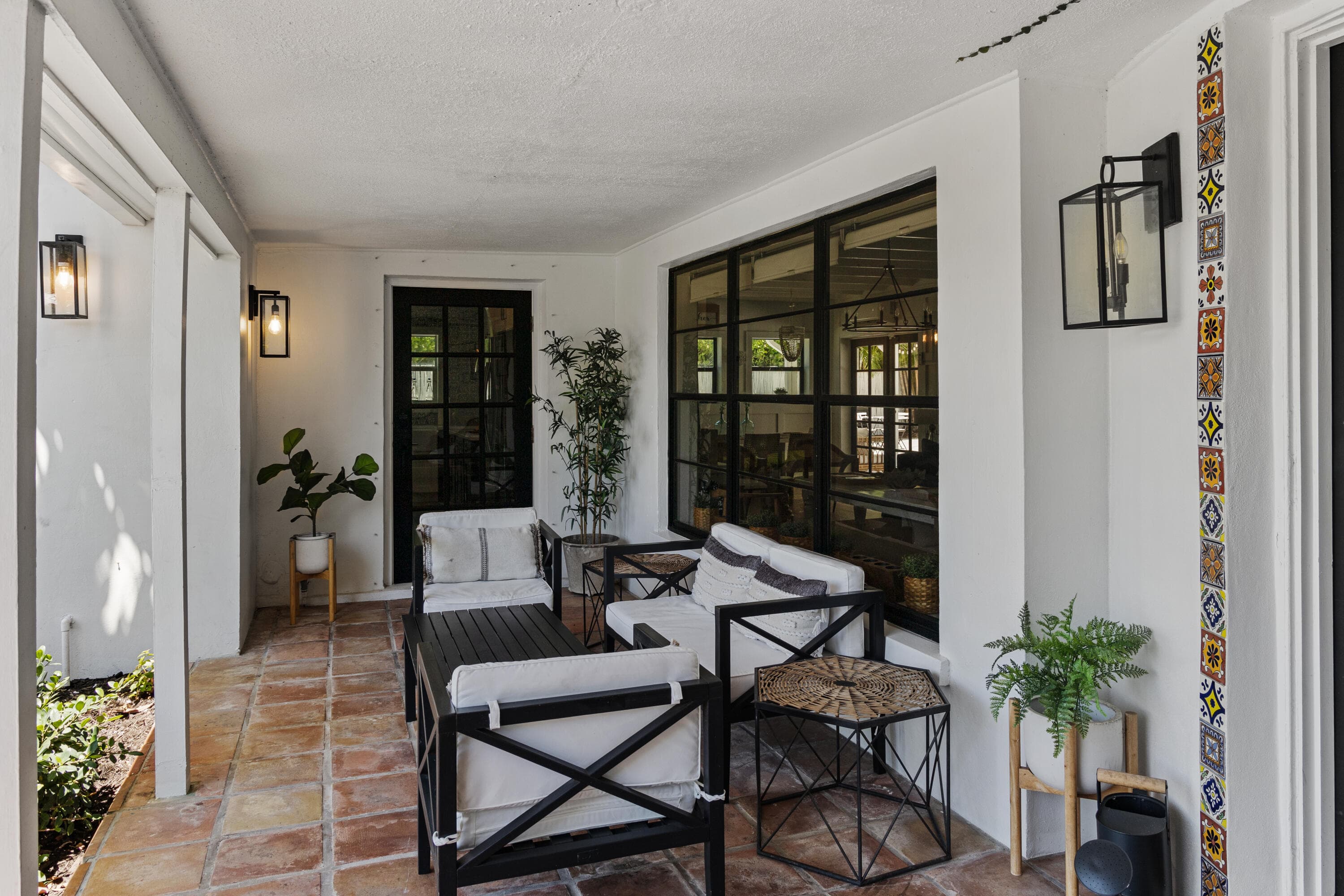 711 SW 27th Way, Boynton Beach, FL 33435 — photo 2 of 39