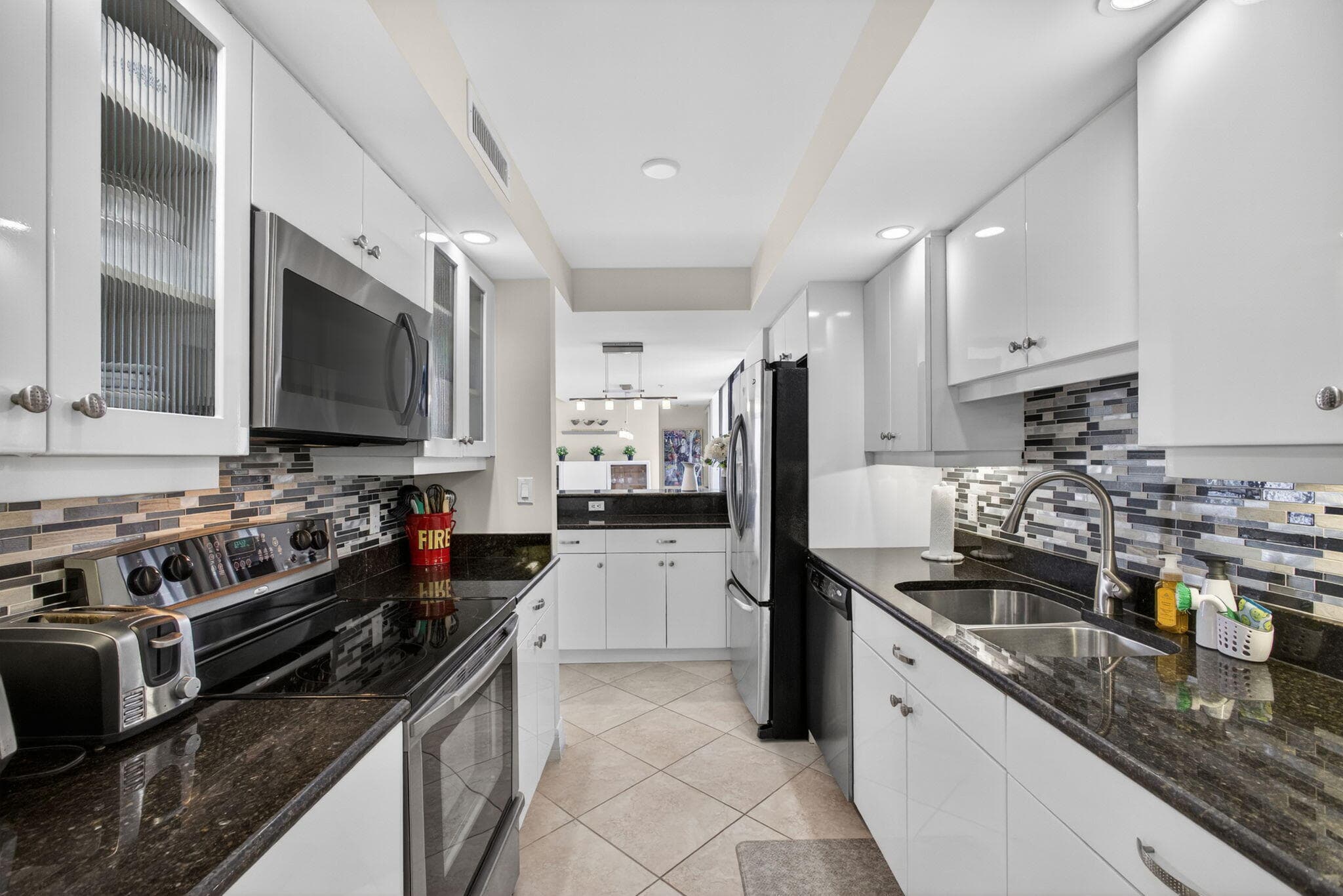 3000 N Ocean Avenue, Riviera Beach, FL 33404 — photo 13 of 93