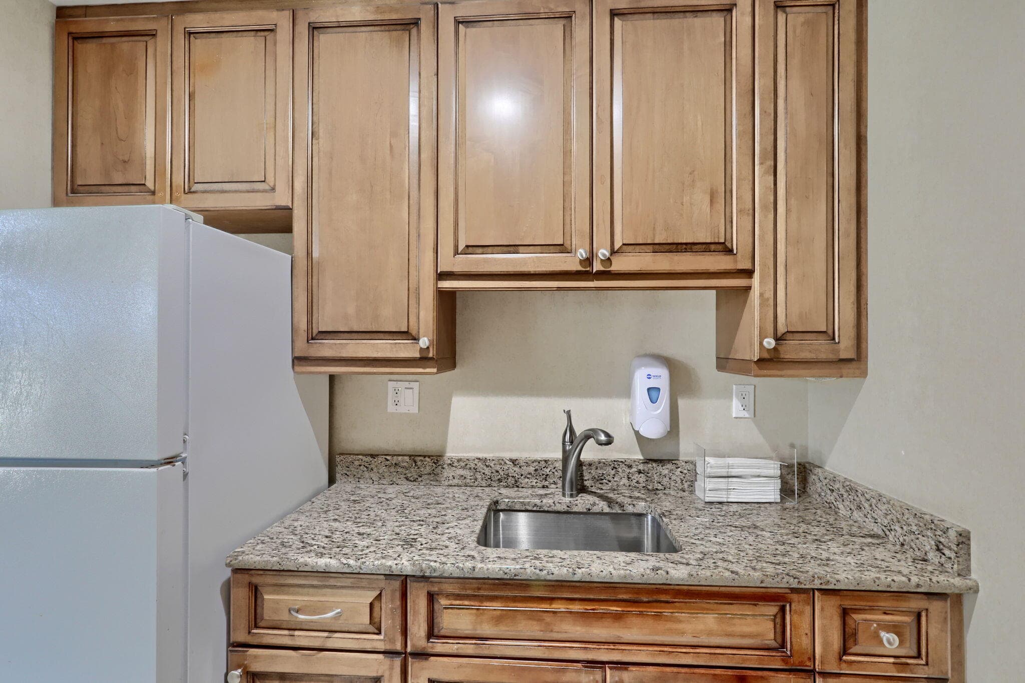 3000 N Ocean Avenue, Riviera Beach, FL 33404 — photo 51 of 93
