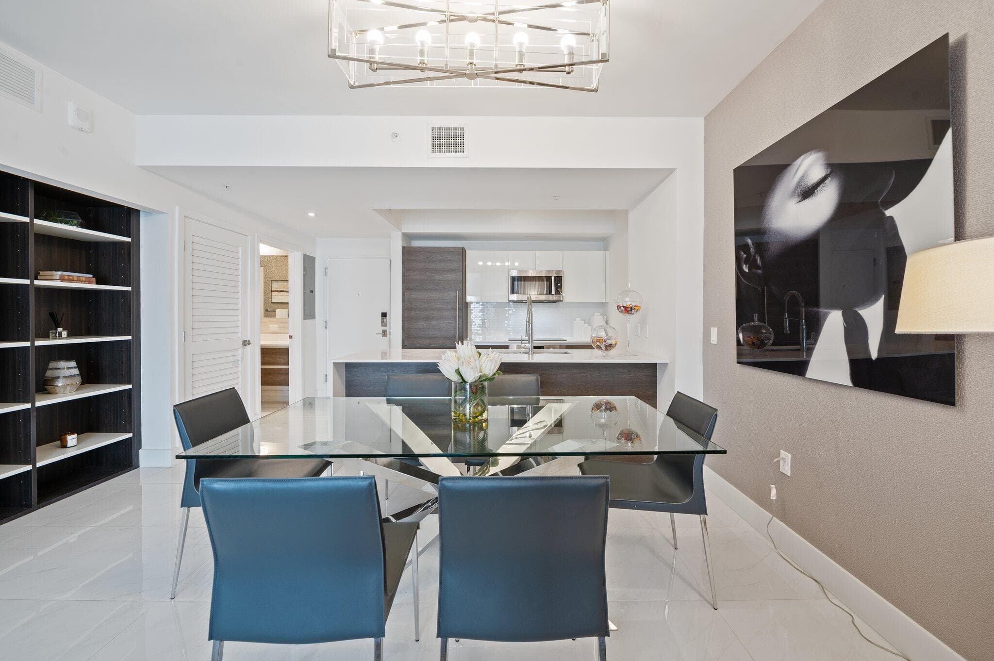 301 Altara Avenue 718, Coral Gables, FL 33146 — photo 3 of 23
