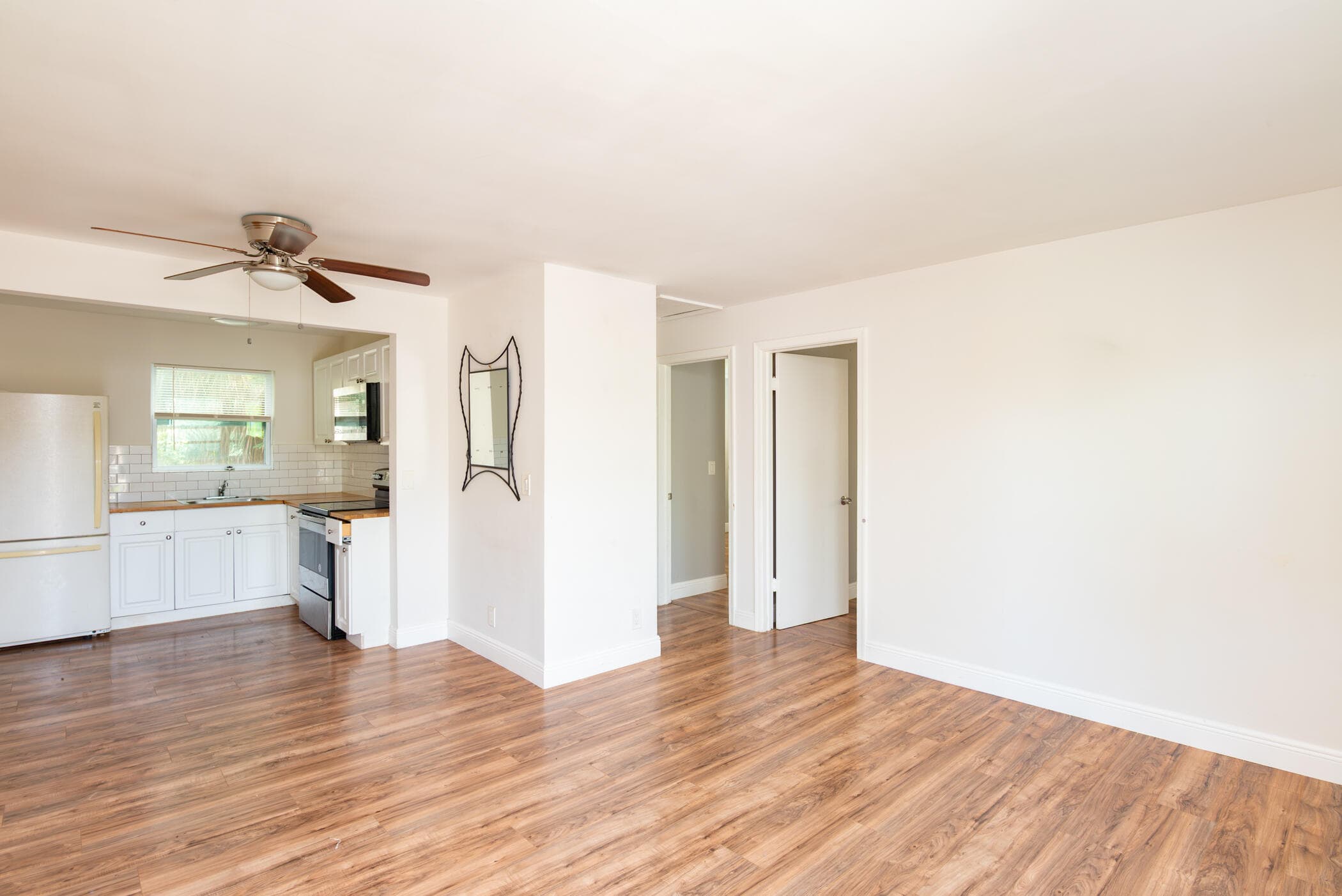 715 S Swinton Avenue 2b, Delray Beach, FL 33444 — photo 1 of 9