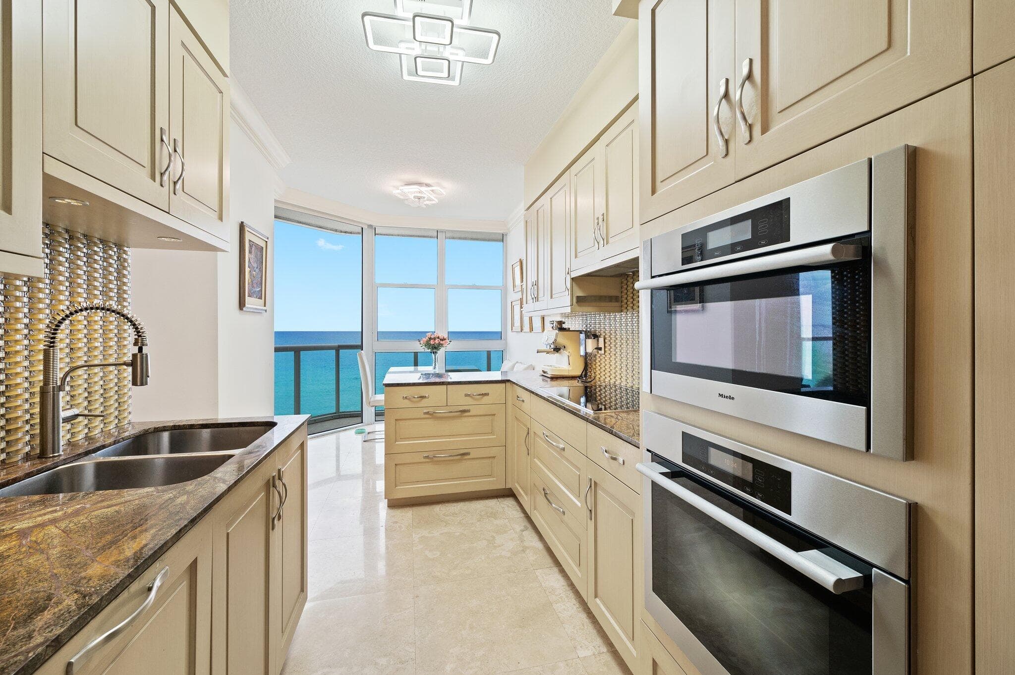 6051 N Ocean Drive 607, Hollywood, FL 33019 — photo 15 of 64