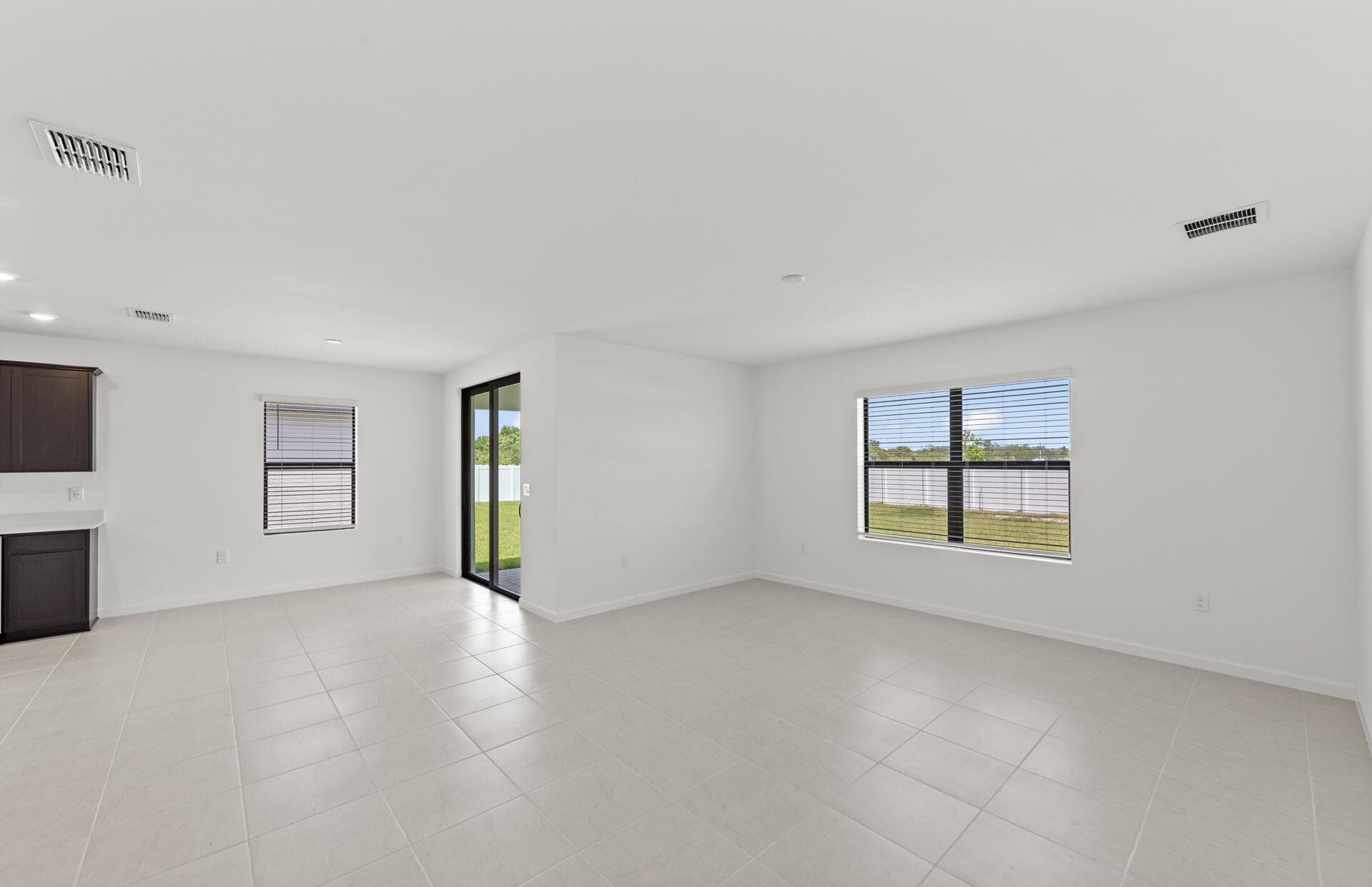 1029 Caloosa Breeze Drive, LaBelle, FL 33935 — photo 13 of 34