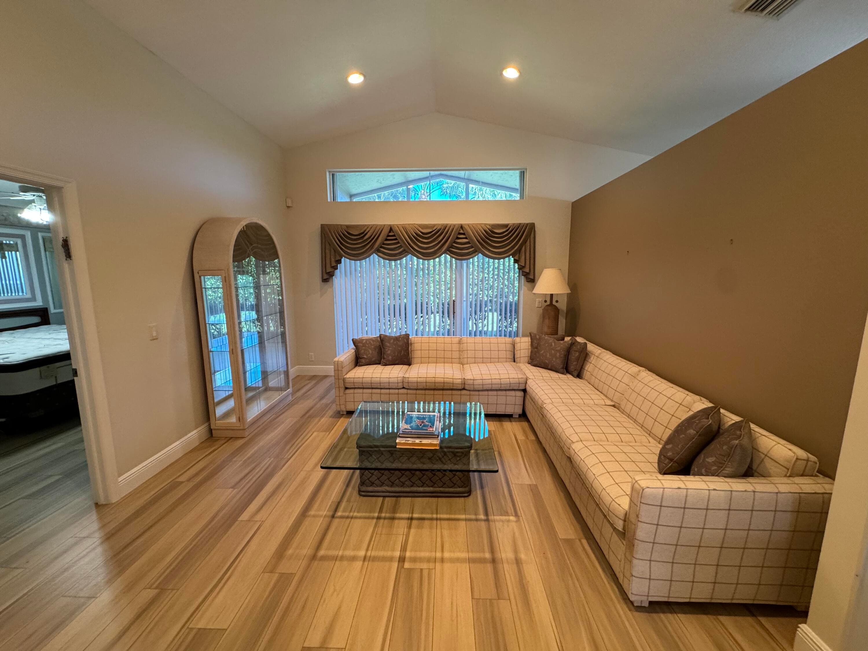 6693 Sun River Road, Boynton Beach, FL 33437 — photo 8 of 23