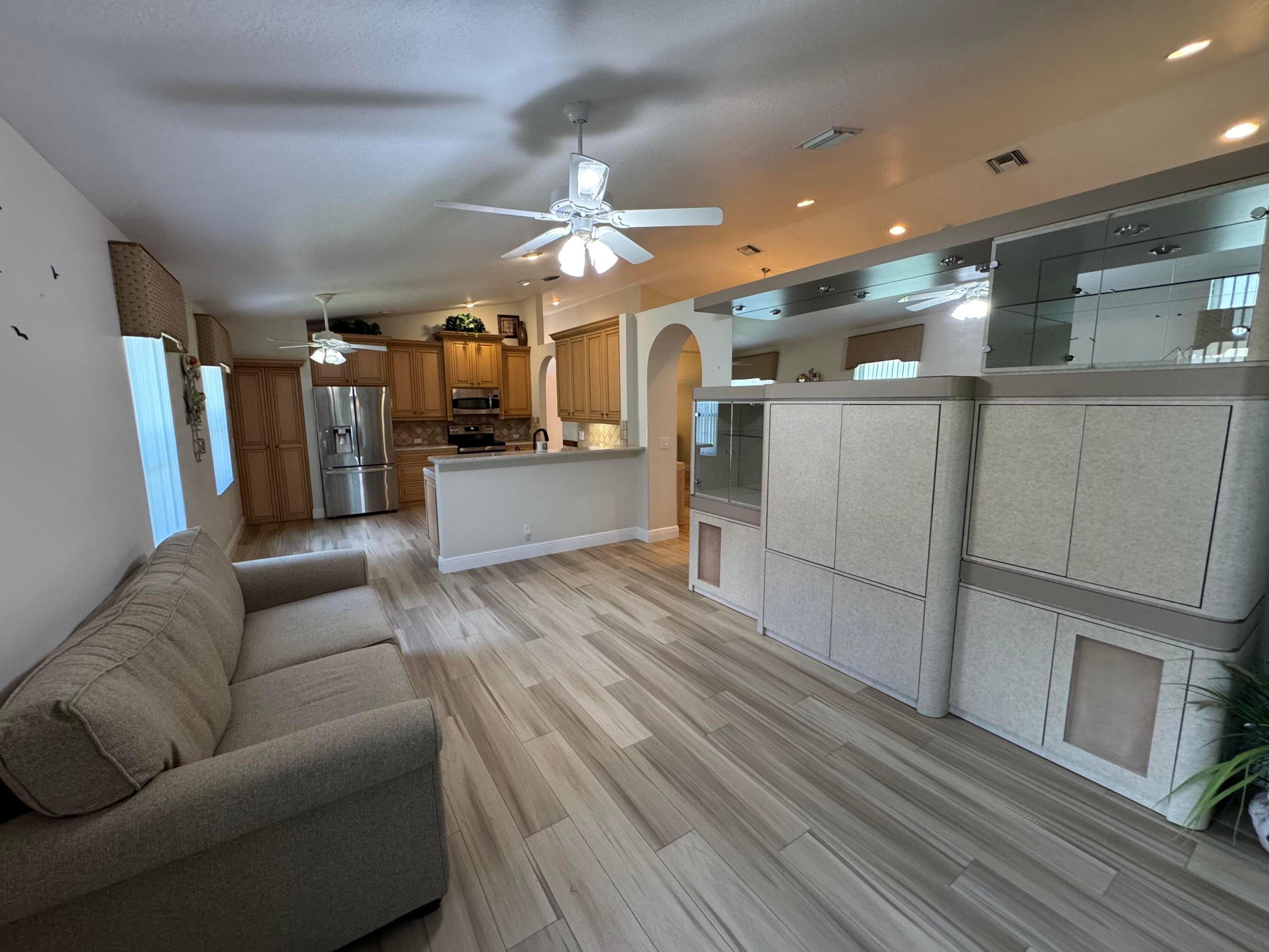 6693 Sun River Road, Boynton Beach, FL 33437 — photo 13 of 23