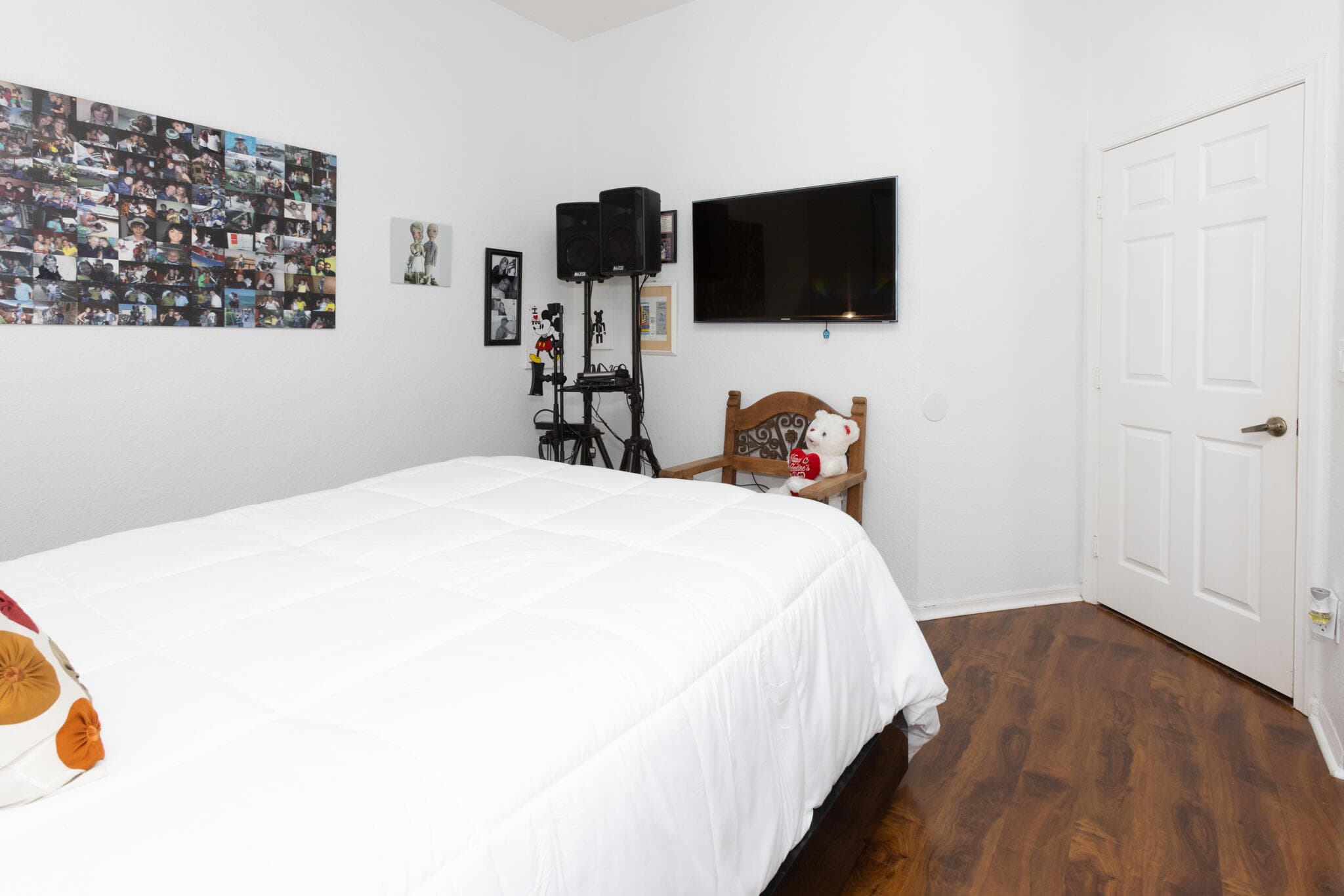 1561 NW 168th Avenue, Pembroke Pines, FL 33028 — photo 22 of 76