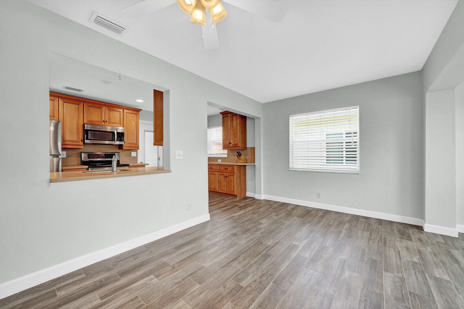 714 SW 16th Street, Boynton Beach, FL 33426 — photo 4 of 42