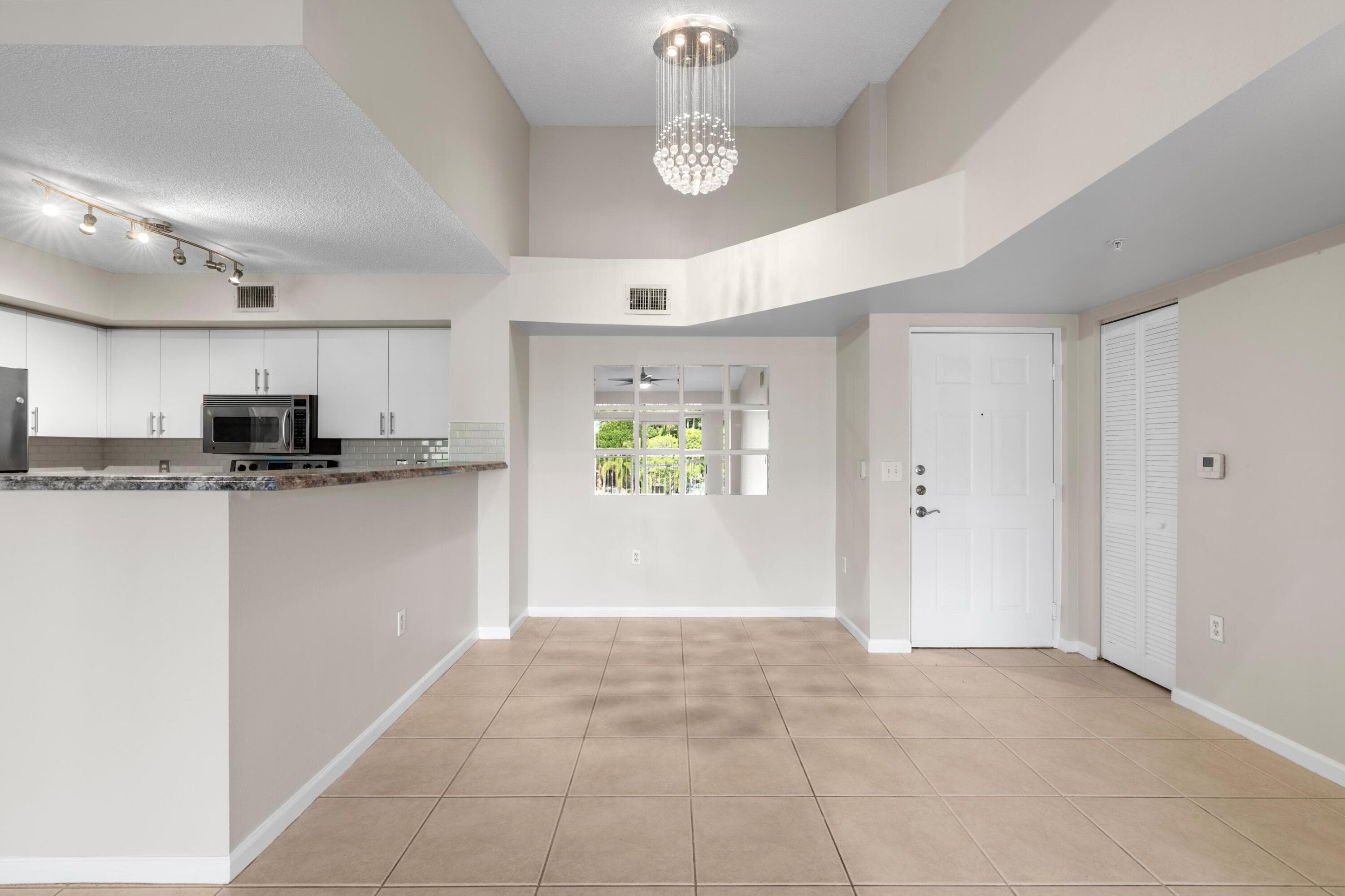 4828 N State Road 7 8306, Coconut Creek, FL 33073 — photo 5 of 23