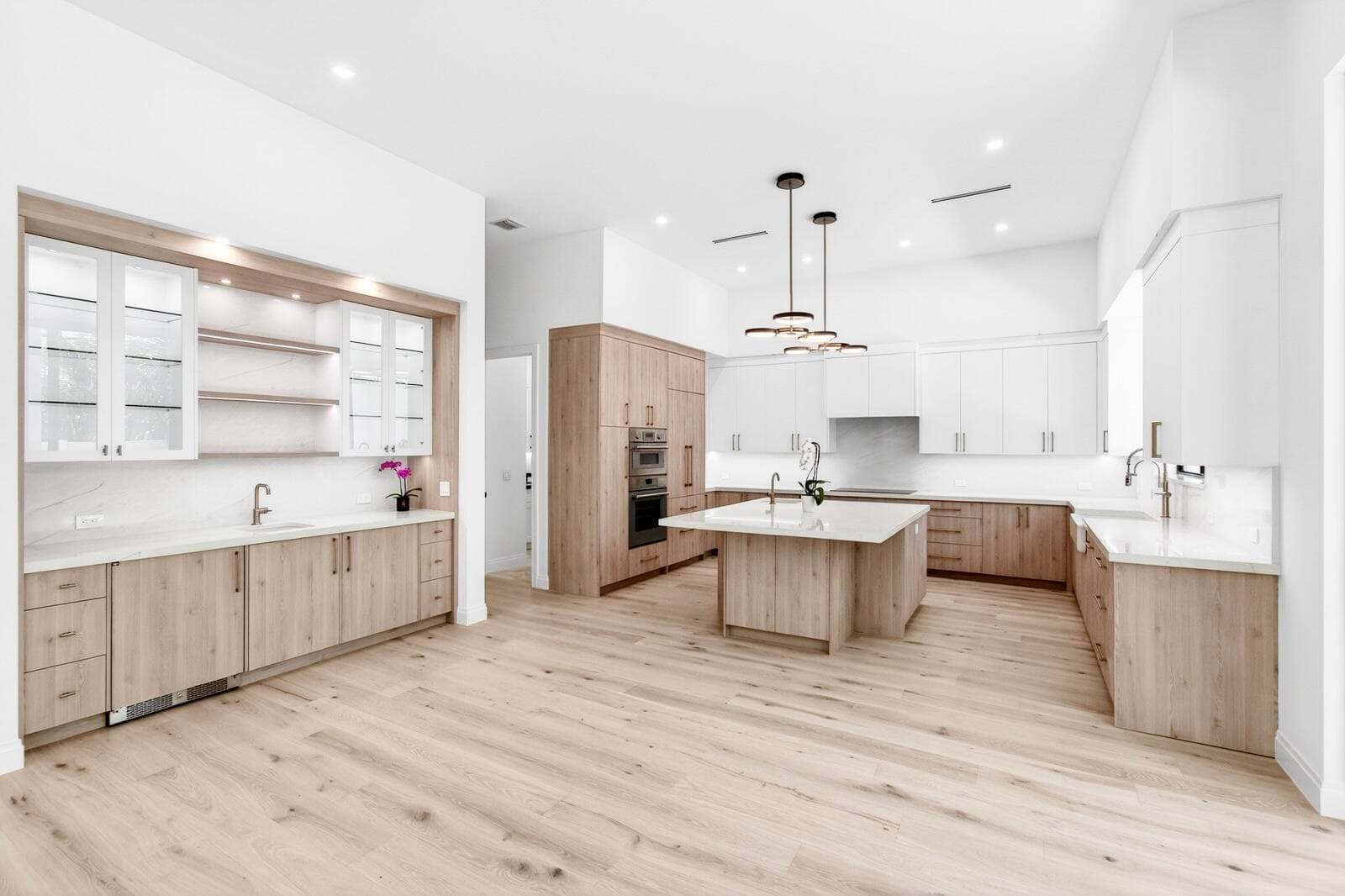 354 Leigh Road, West Palm Beach, FL 33405 — photo 13 of 66
