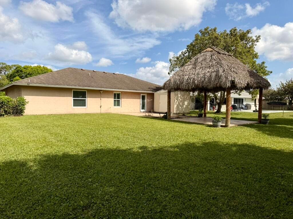 147 Sunflower Circle, Royal Palm Beach, FL 33411 — photo 31 of 37