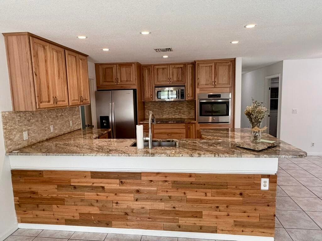 147 Sunflower Circle, Royal Palm Beach, FL 33411 — photo 8 of 37