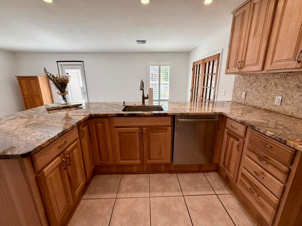 147 Sunflower Circle, Royal Palm Beach, FL 33411 — photo 10 of 37