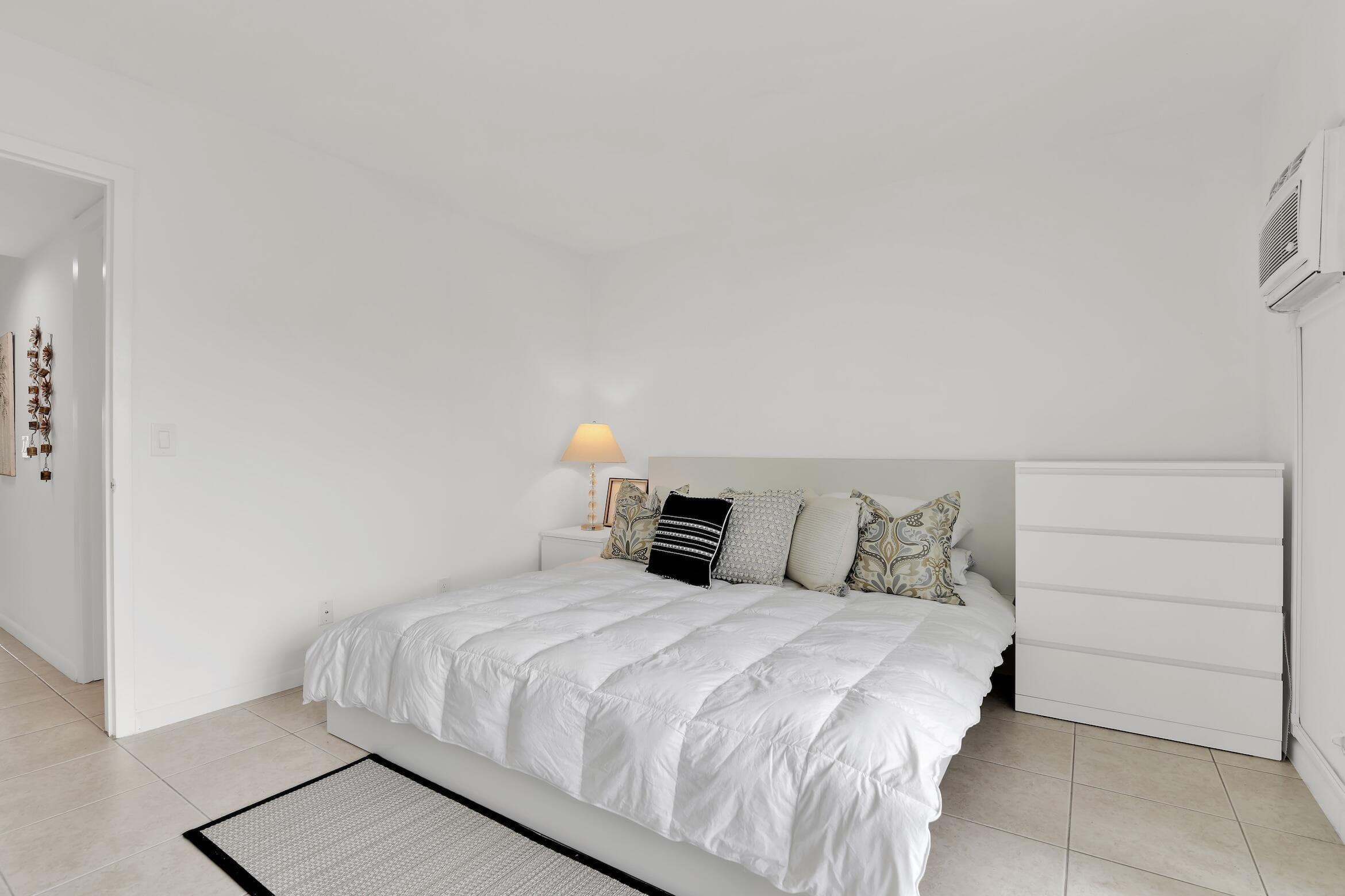 175 Fanshaw E, Boca Raton, FL 33434 — photo 17 of 26