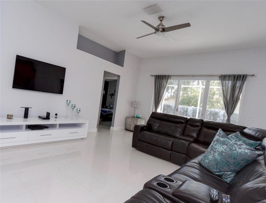 14272 NW 18th Court, Pembroke Pines, FL 33028 — photo 6 of 38