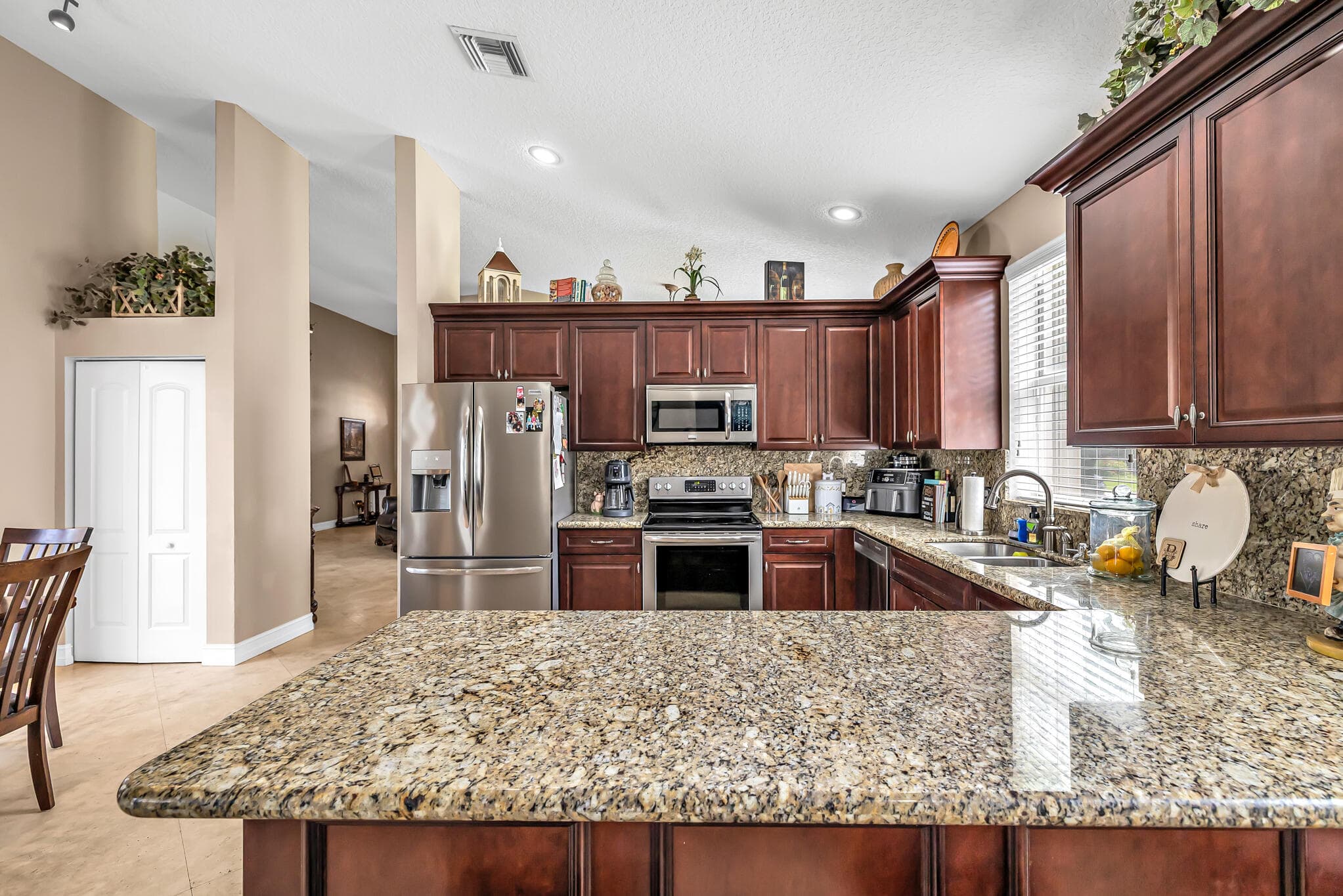 5934 NW 74th Street, Parkland, FL 33067 — photo 13 of 32