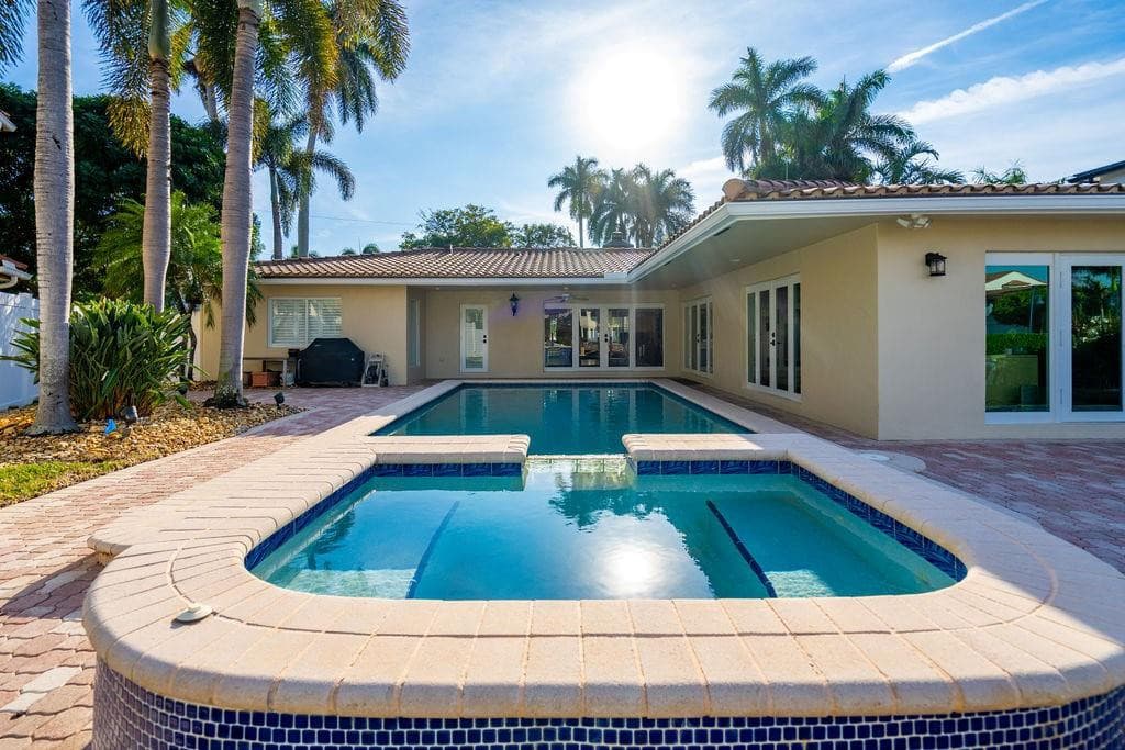 2317 NE 28th Court, Lighthouse Point, FL 33064 — photo 33 of 49