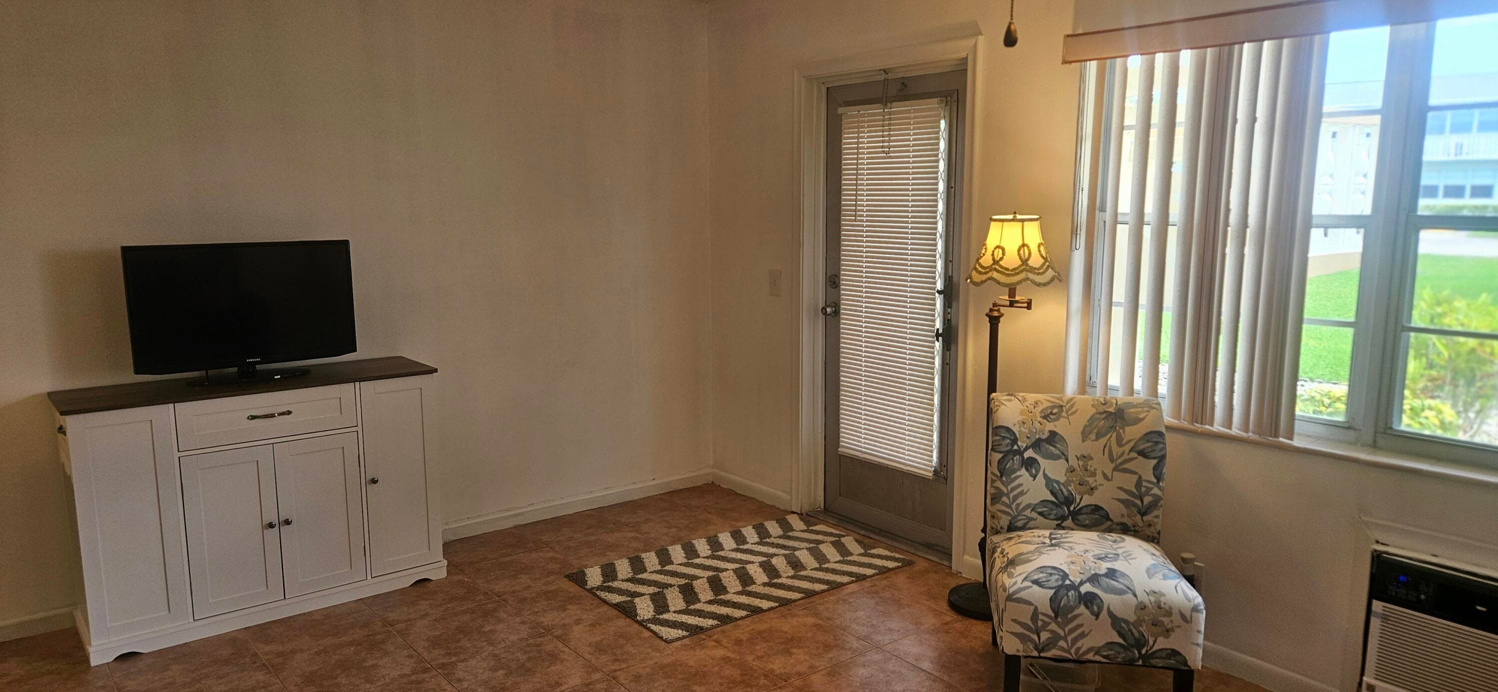 317 Northampton P, West Palm Beach, FL 33417 — photo 8 of 24