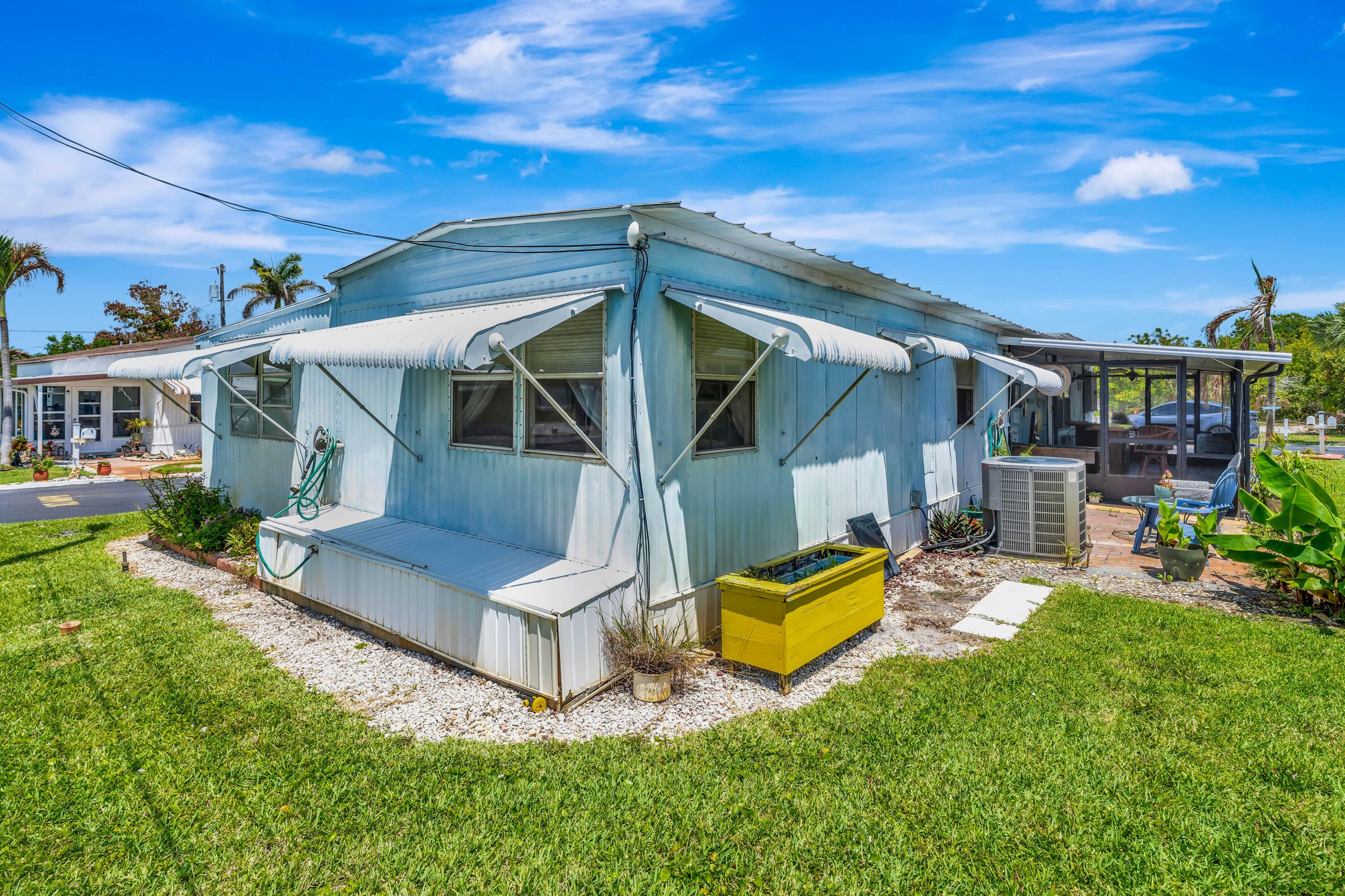 10885 SE Federal Hwy 67 Highway, Hobe Sound, FL 33455 — photo 8 of 44