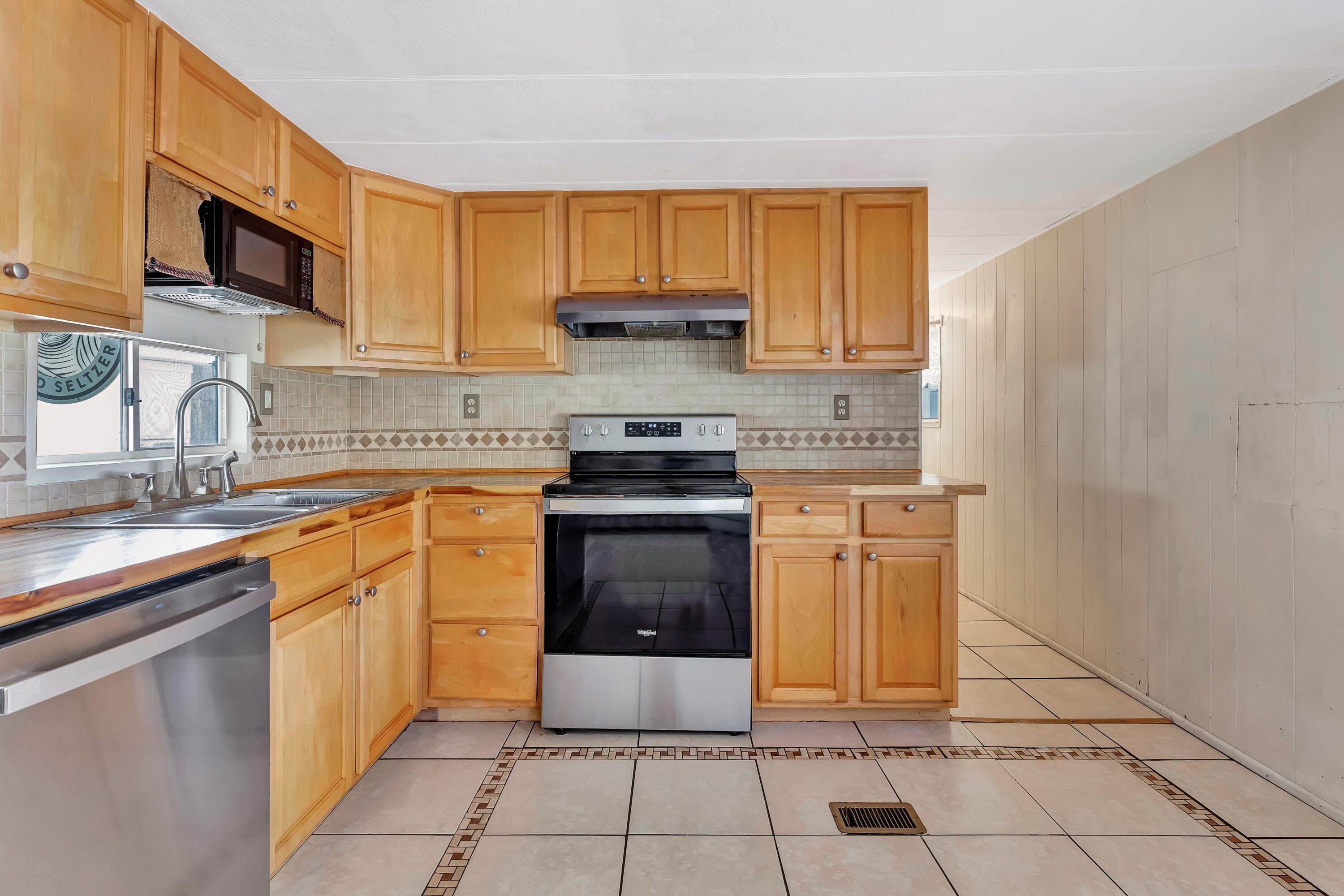 10885 SE Federal Hwy 67 Highway, Hobe Sound, FL 33455 — photo 25 of 44