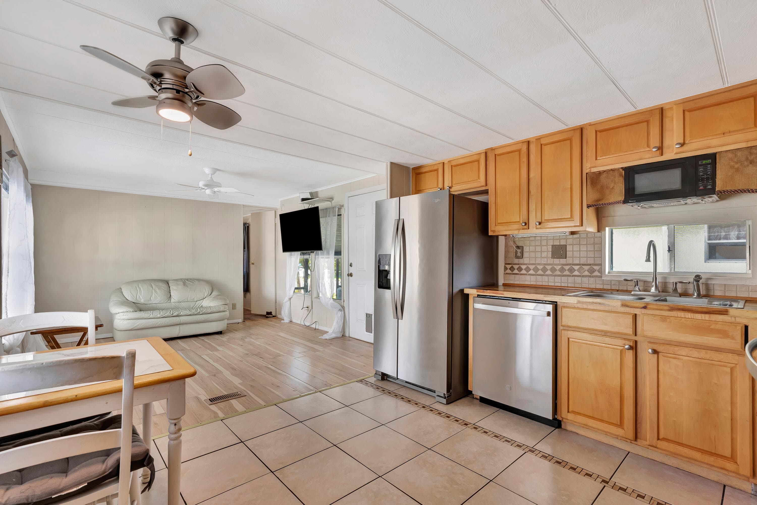10885 SE Federal Hwy 67 Highway, Hobe Sound, FL 33455 — photo 27 of 44