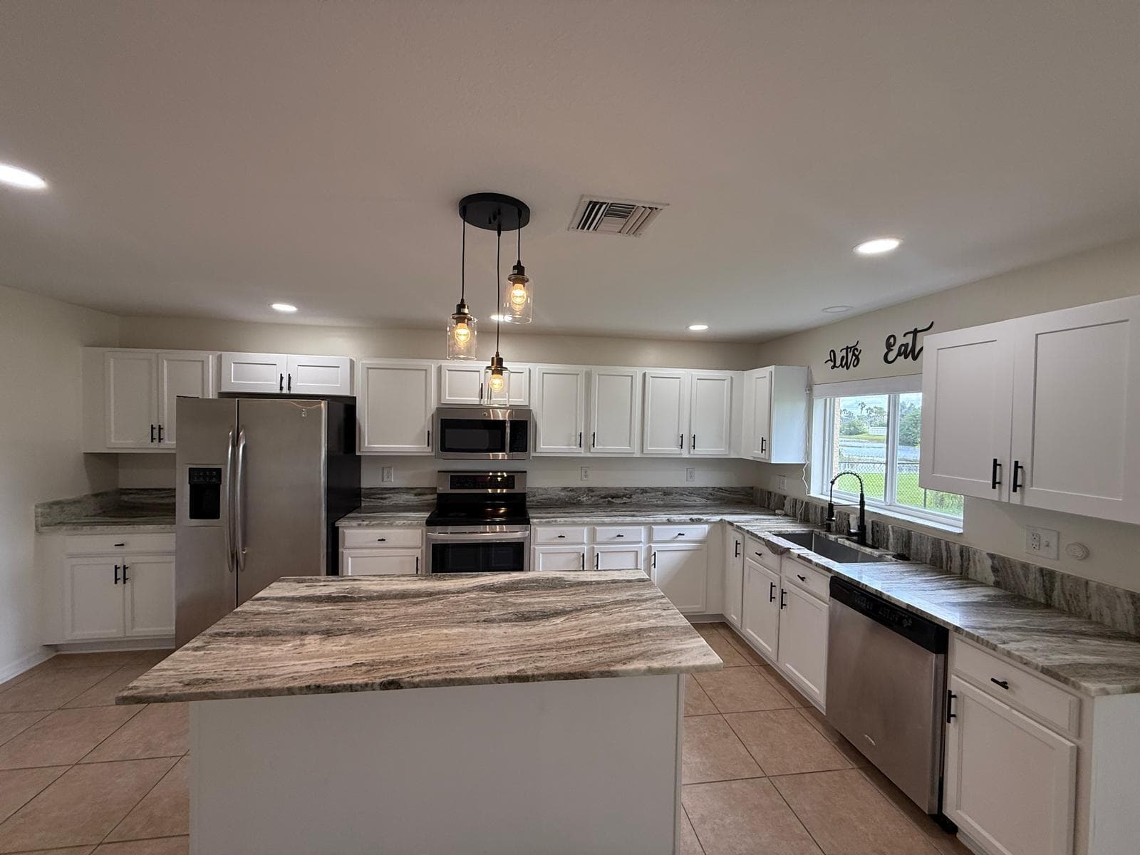 18168 Horizon View Boulevard, Lehigh Acres, FL 33972 — photo 11 of 31