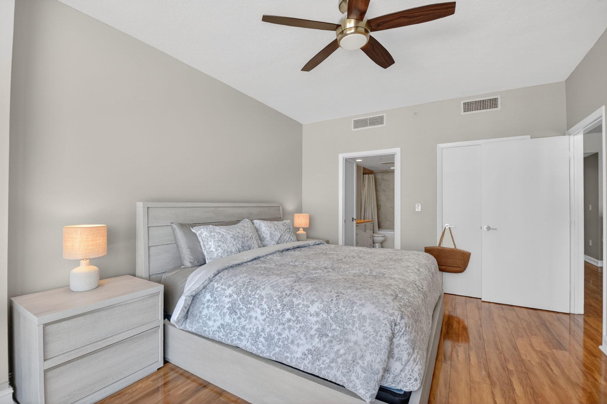 550 Okeechobee Boulevard 821, West Palm Beach, FL 33401 — photo 20 of 109