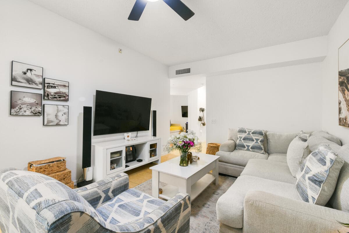 2916 Tuscany Court 104, Palm Beach Gardens, FL 33410 — photo 5 of 46