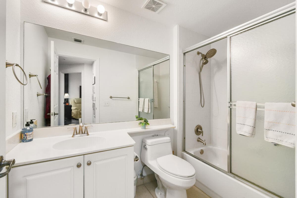 2916 Tuscany Court 104, Palm Beach Gardens, FL 33410 — photo 15 of 46