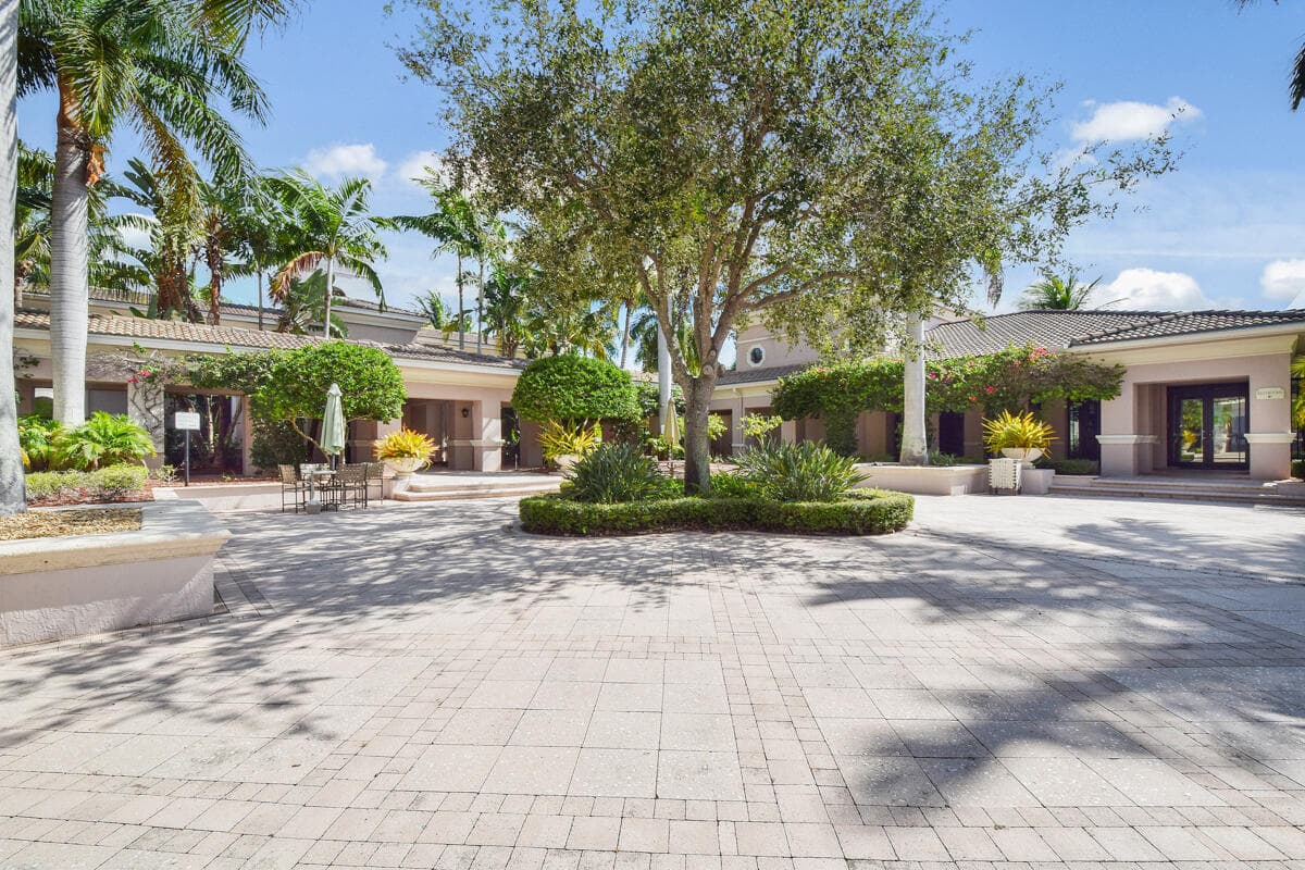 2916 Tuscany Court 104, Palm Beach Gardens, FL 33410 — photo 38 of 46