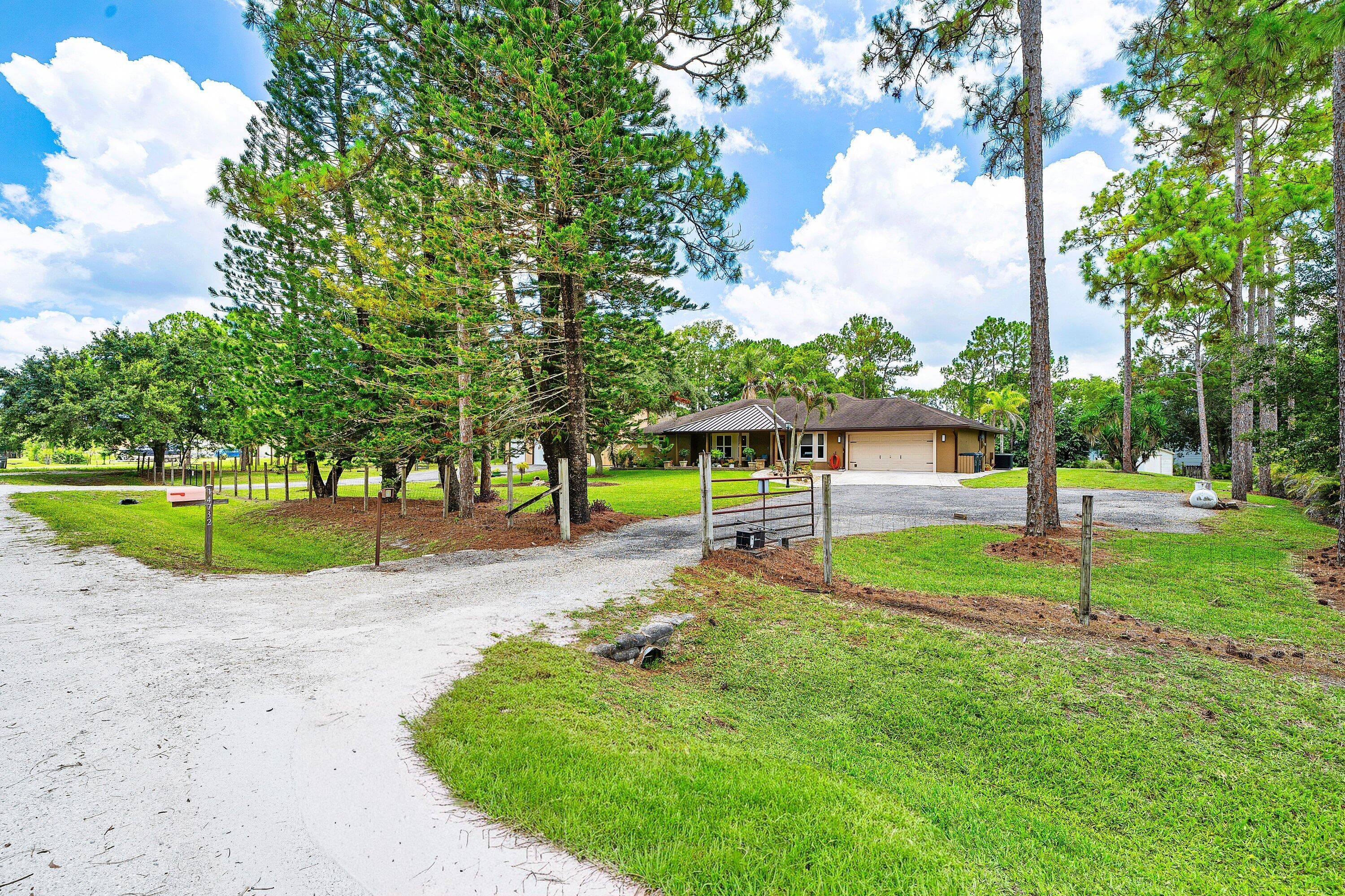 14732 63rd Court N, Loxahatchee, FL 33470 — photo