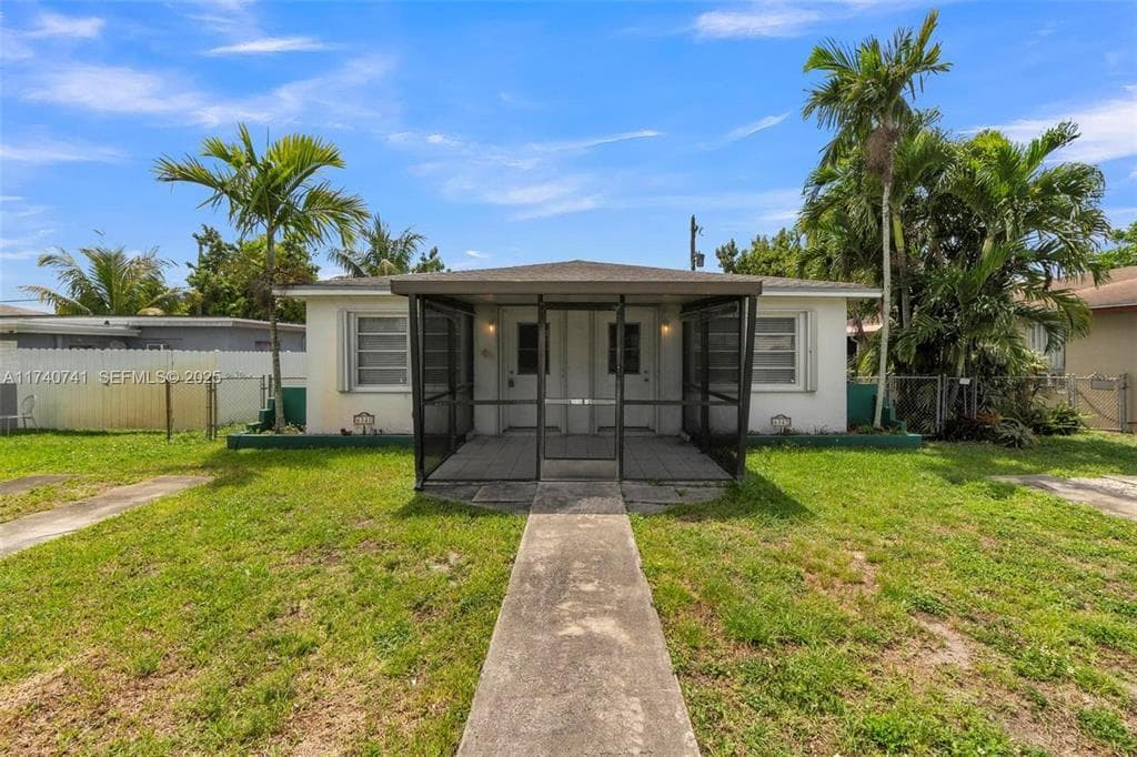 6340 Dawson Street, Hollywood, FL 33023 — photo 3 of 33