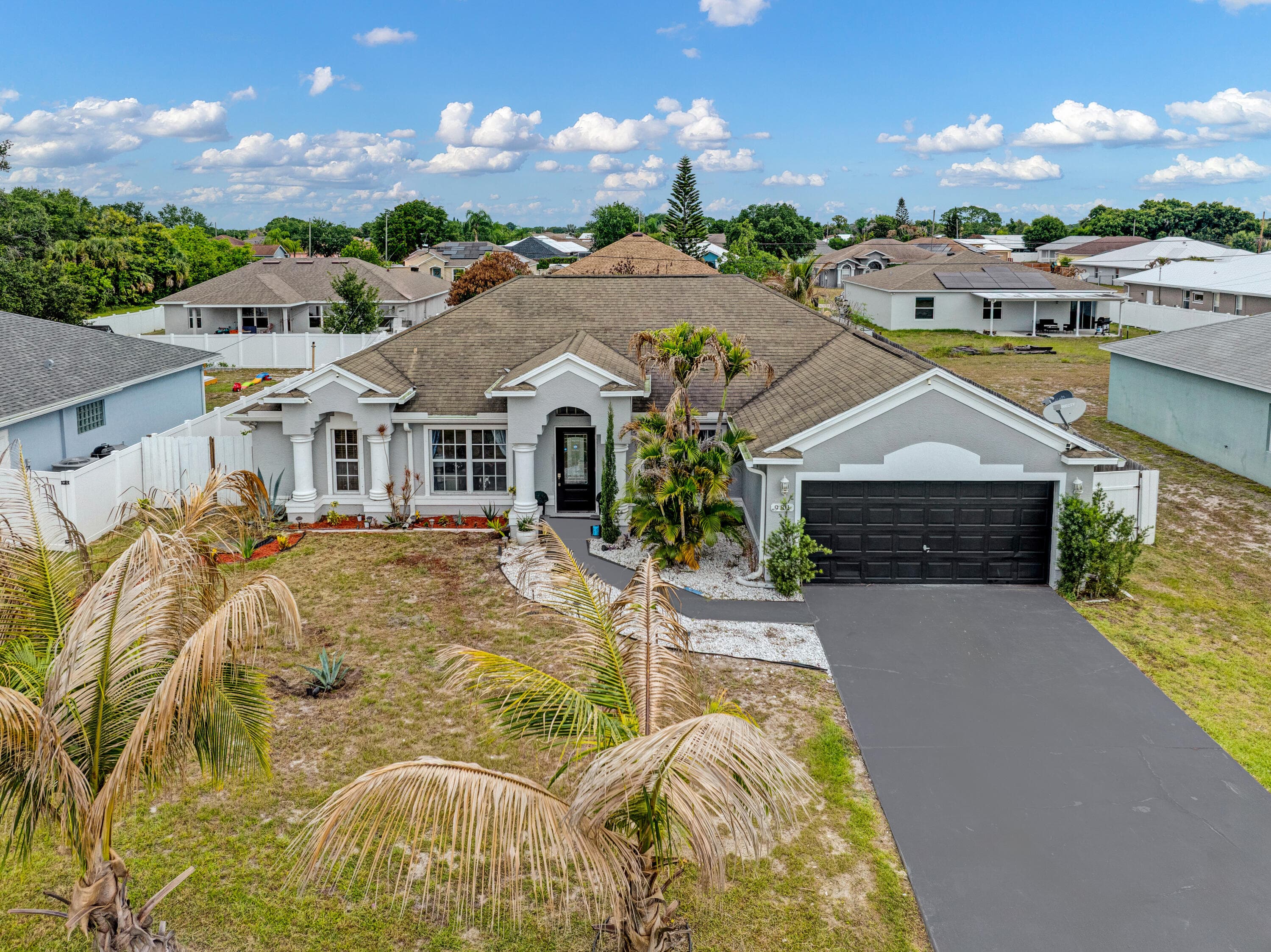 981 SW Mccomkle Avenue, Port St. Lucie, FL 34953 — photo 4 of 43