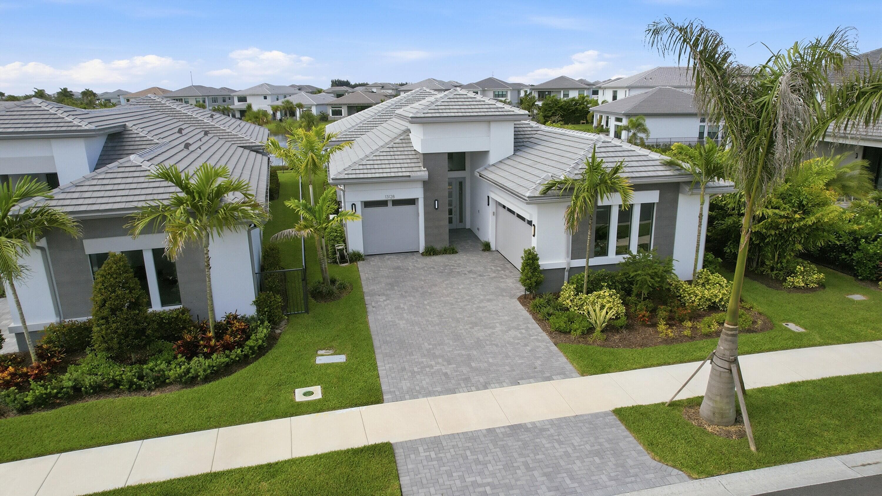 13128 Feathering Way, Palm Beach Gardens, FL 33412 — photo 4 of 61