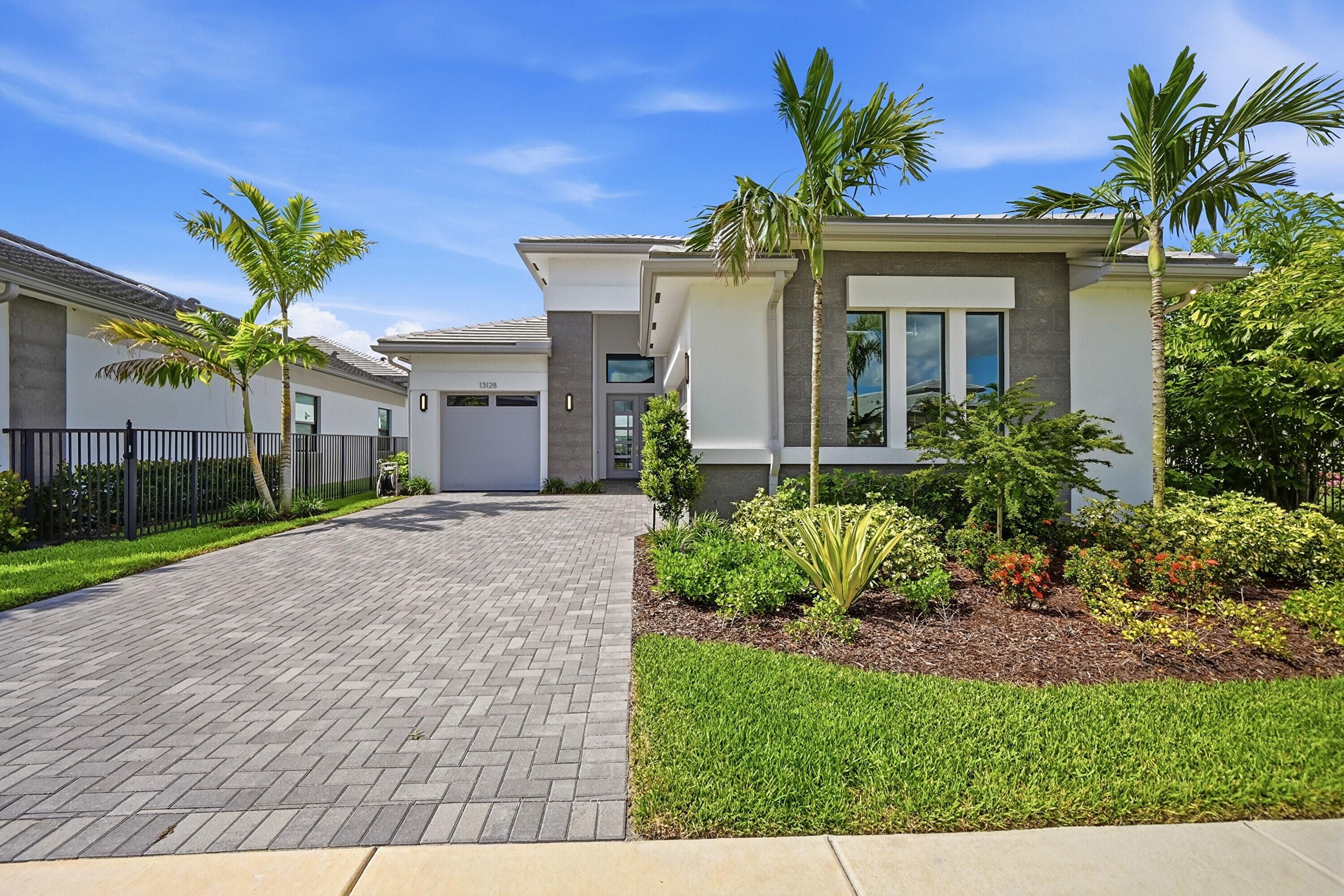13128 Feathering Way, Palm Beach Gardens, FL 33412 — photo 5 of 61