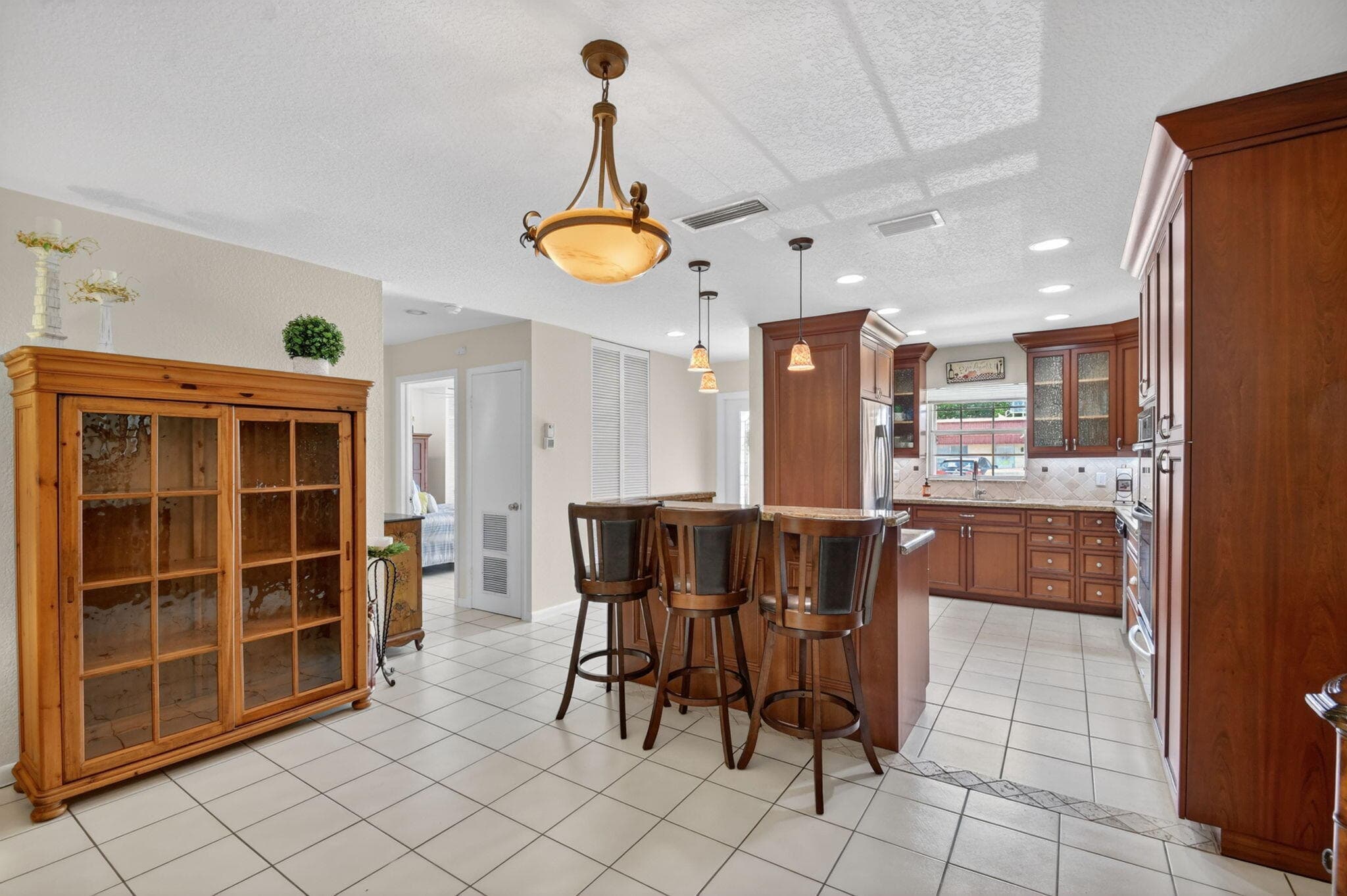 300 Cape Cod Circle, Lake Worth, FL 33467 — photo 11 of 47