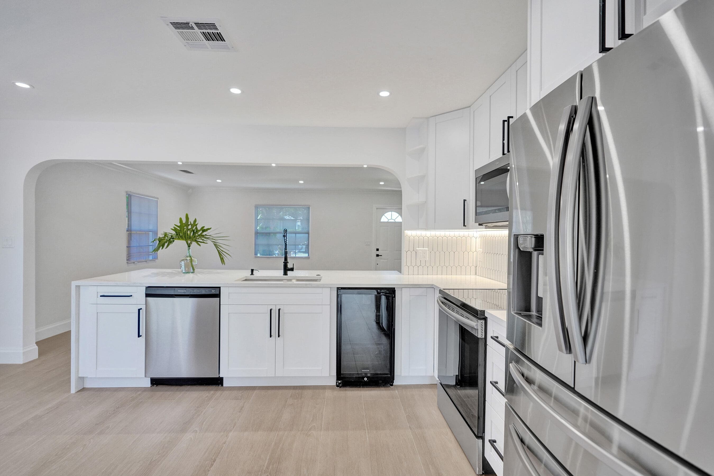 716 S Pine Street, Lake Worth Beach, FL 33460 — photo 19 of 49
