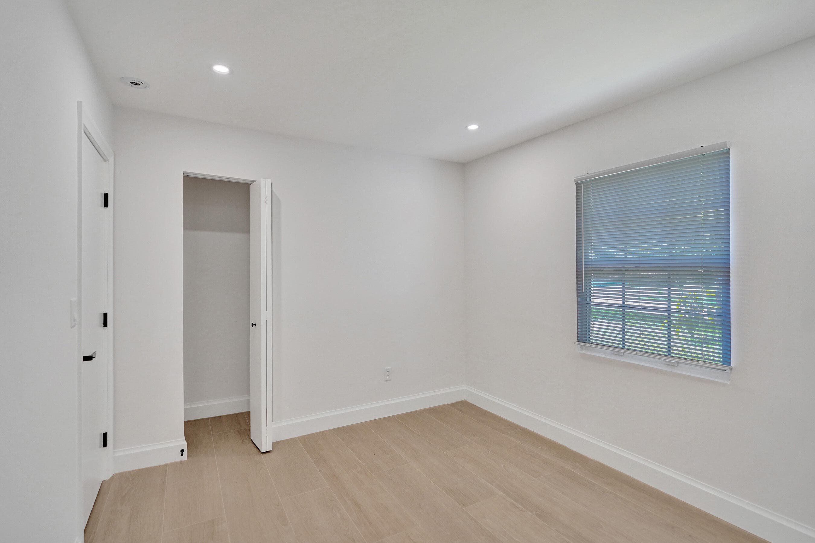 716 S Pine Street, Lake Worth Beach, FL 33460 — photo 27 of 49
