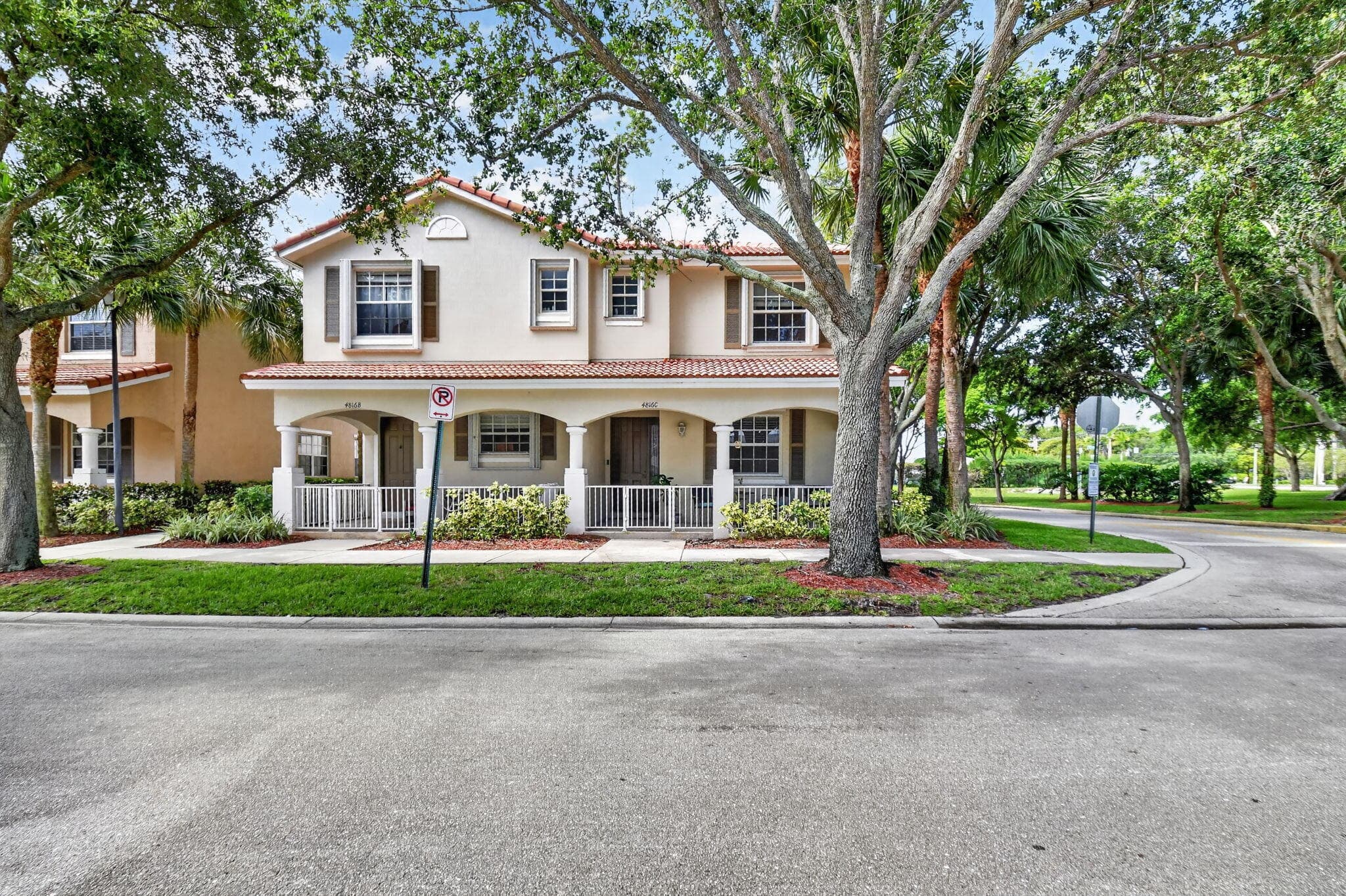 4816 W Bexley Park Drive C, Delray Beach, FL 33445 — photo 1 of 41