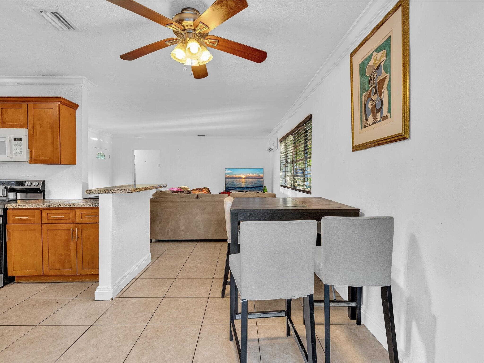 700 SW 5th Court, Hallandale Beach, FL 33009 — photo 21 of 46
