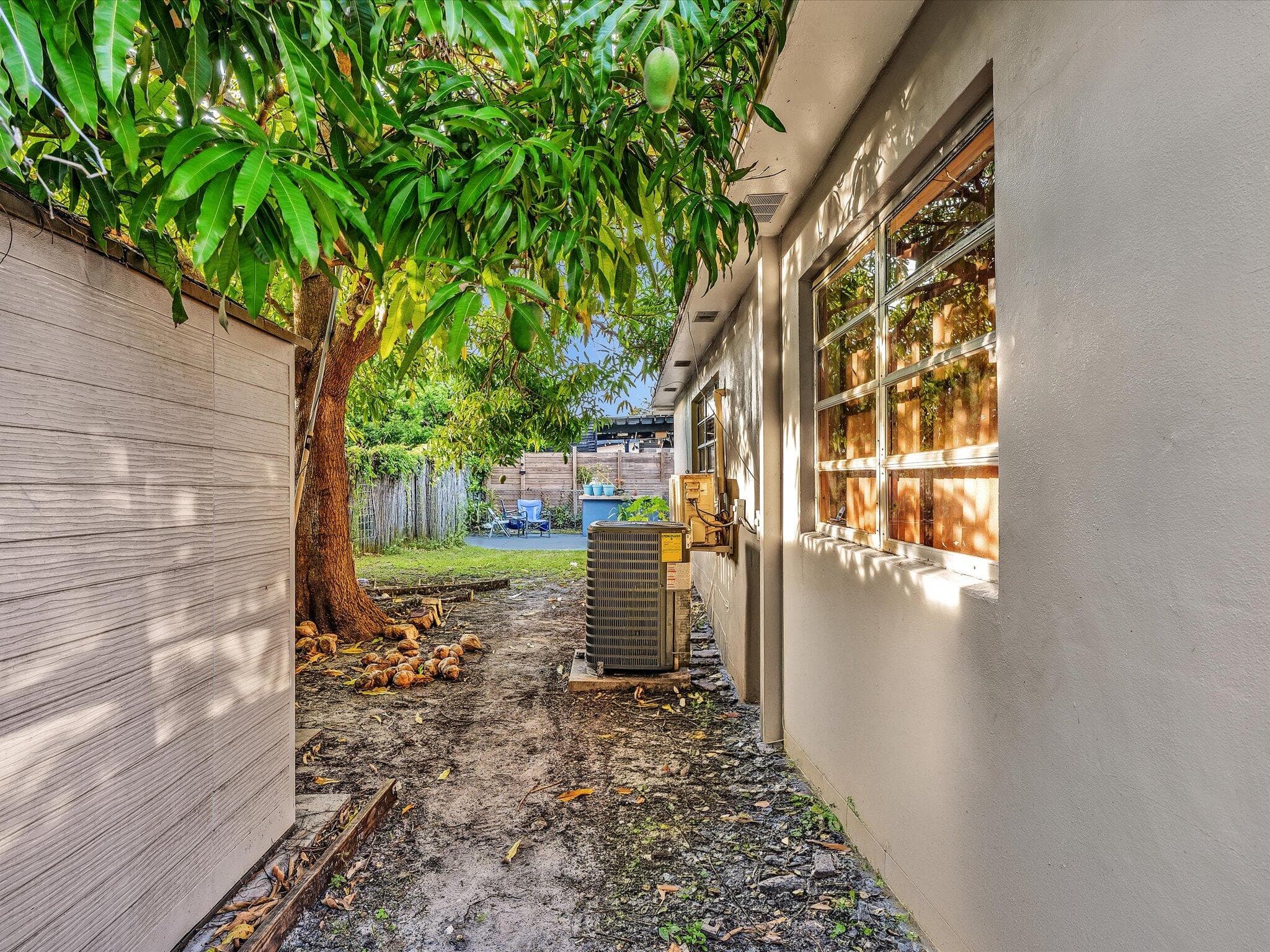 700 SW 5th Court, Hallandale Beach, FL 33009 — photo 30 of 46