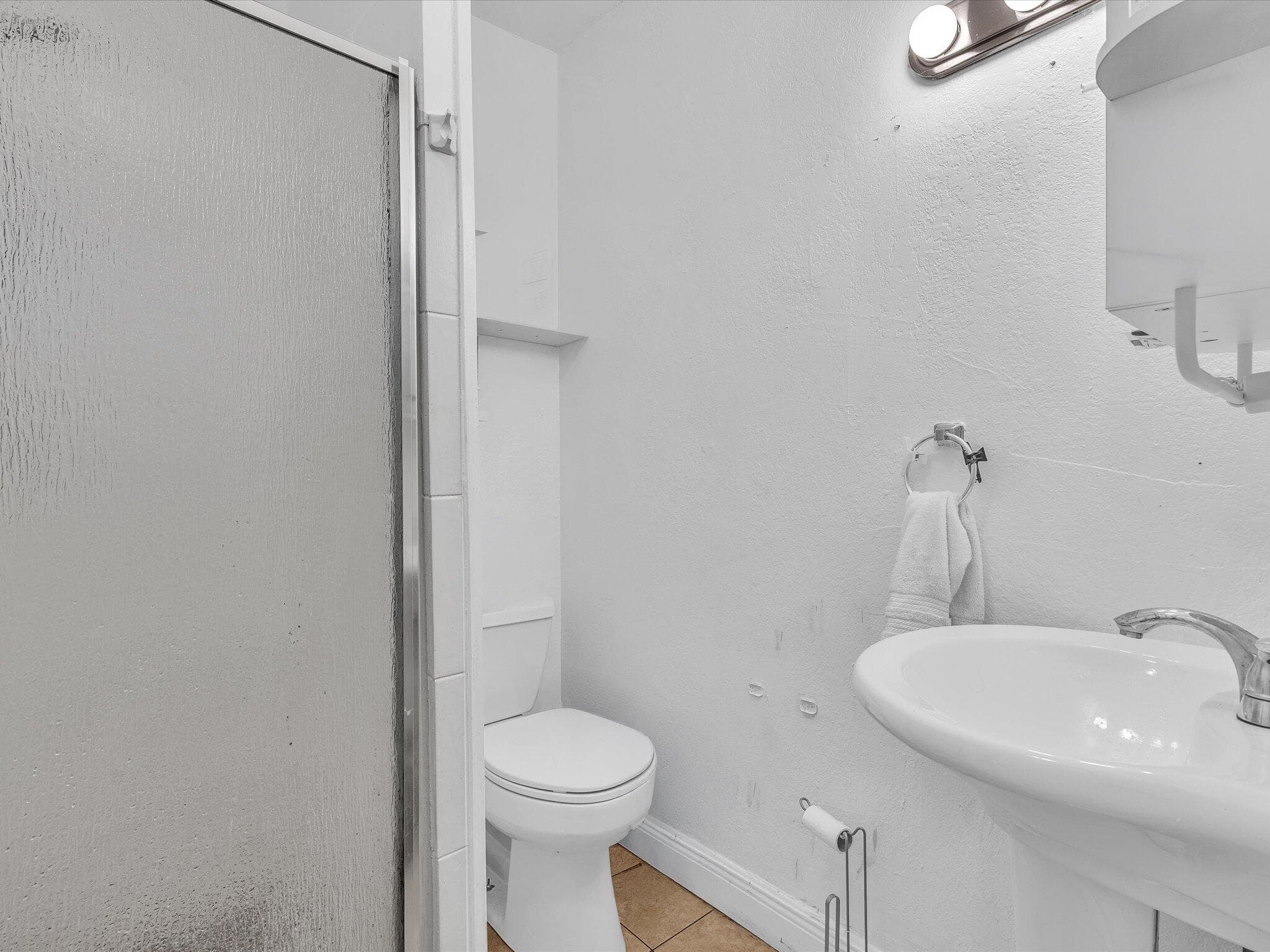700 SW 5th Court, Hallandale Beach, FL 33009 — photo 34 of 46