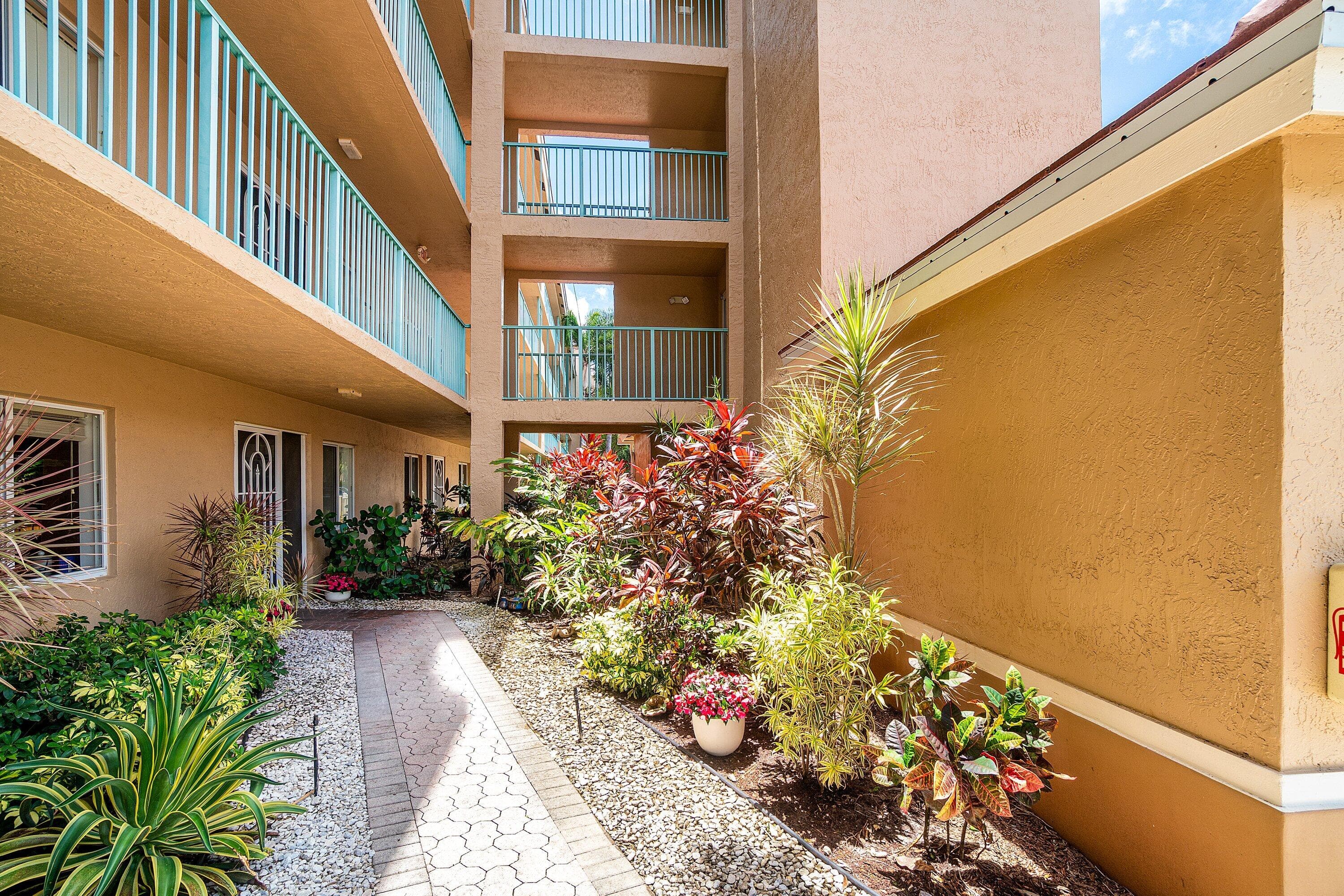 12560 Majesty Circle 104, Boynton Beach, FL 33437 — photo 2 of 73