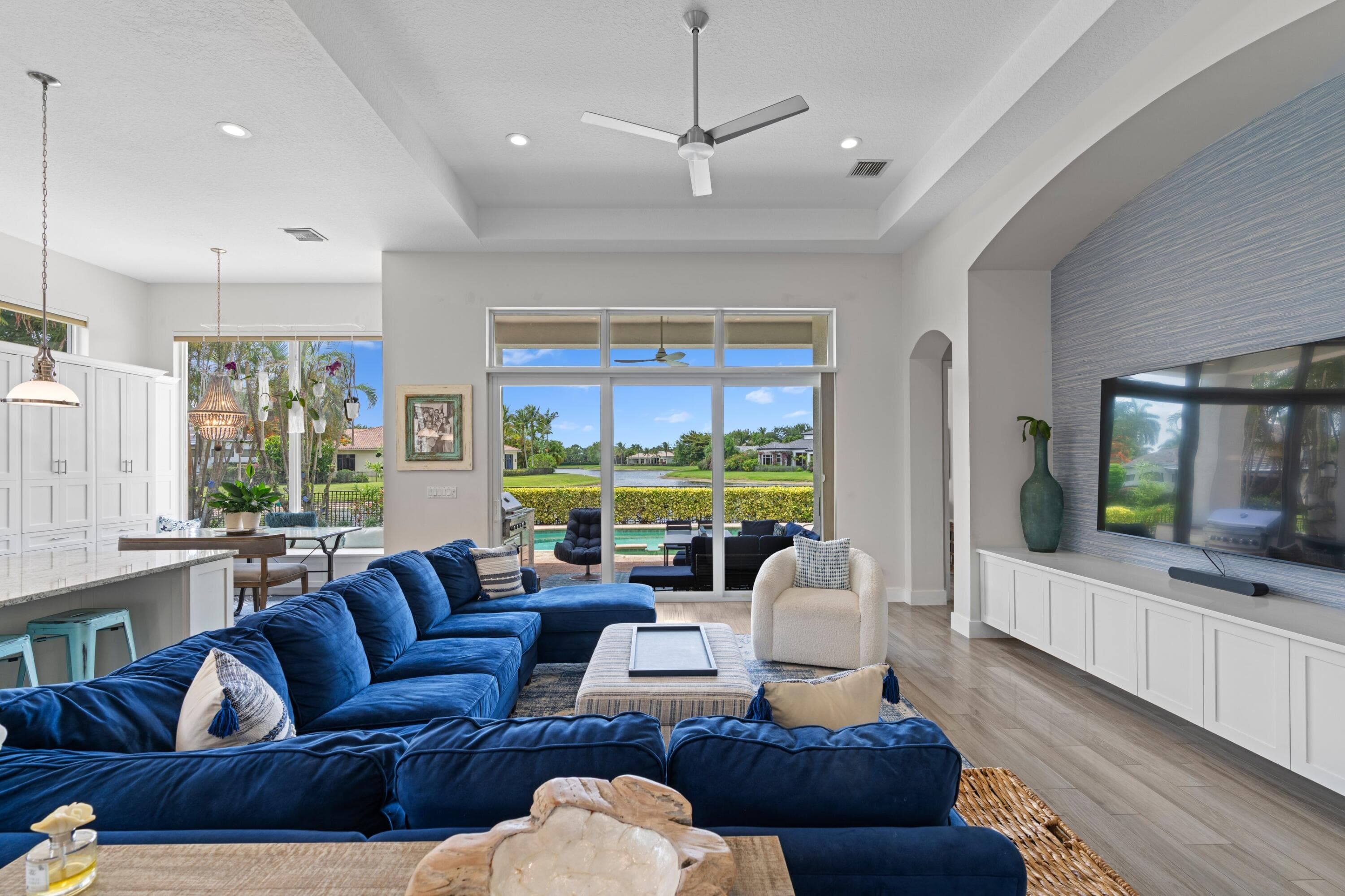357 Vizcaya Drive, Palm Beach Gardens, FL 33418 — photo 17 of 51