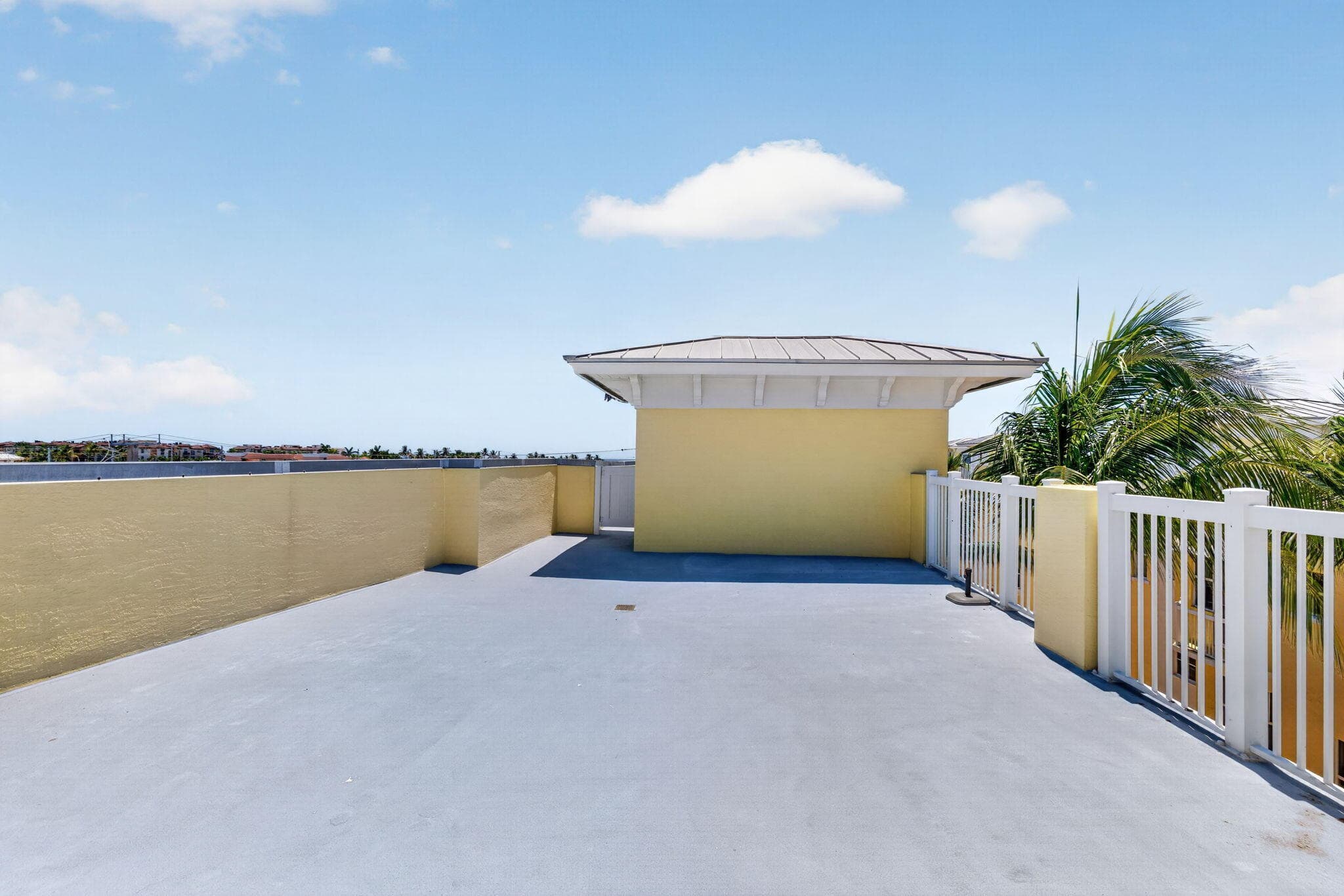 4332 Seagrape Drive 4, Lauderdale-By-The-Sea, FL 33308 — photo 34 of 47