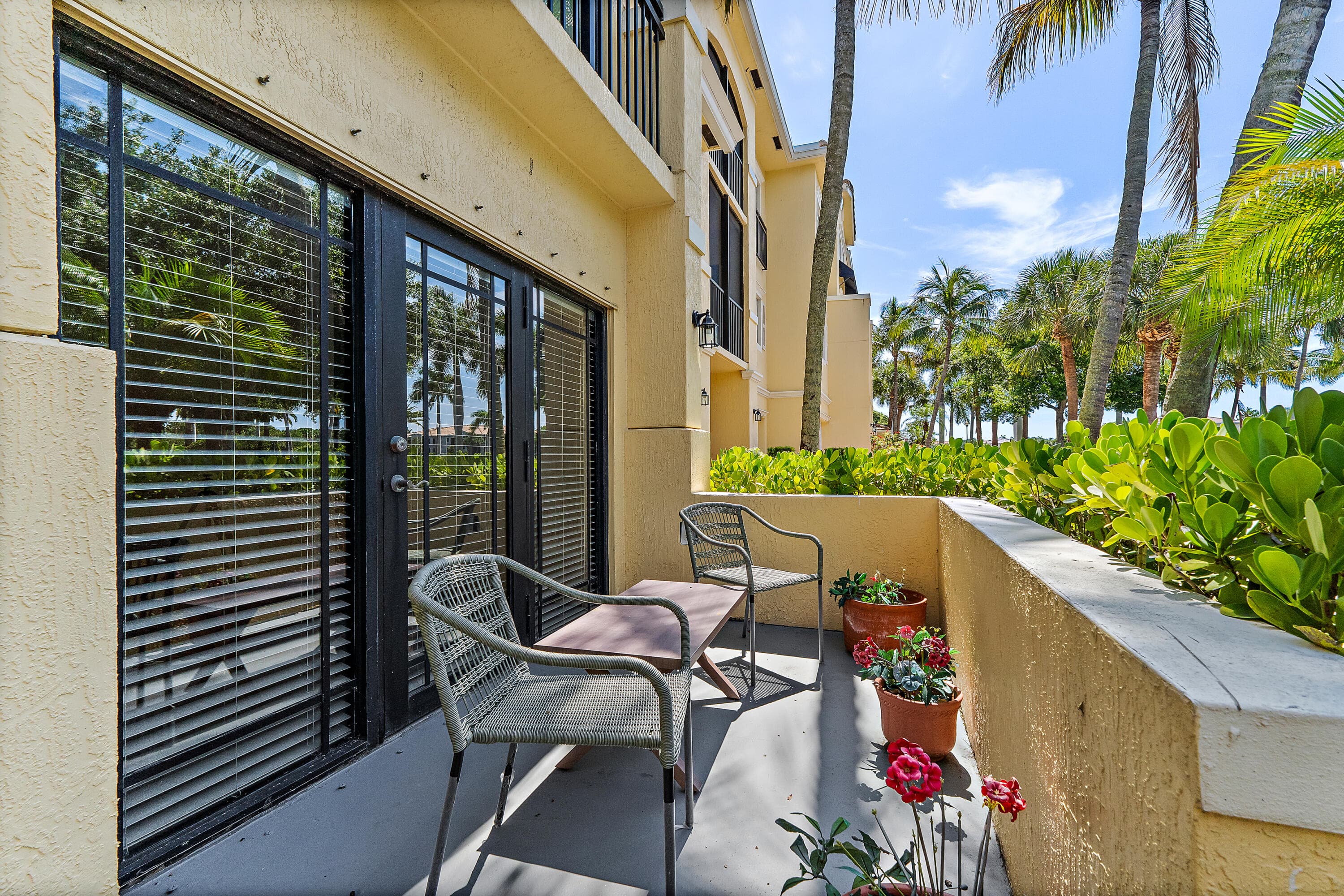 2915 Tuscany Court 102, Palm Beach Gardens, FL 33410 — photo 5 of 47